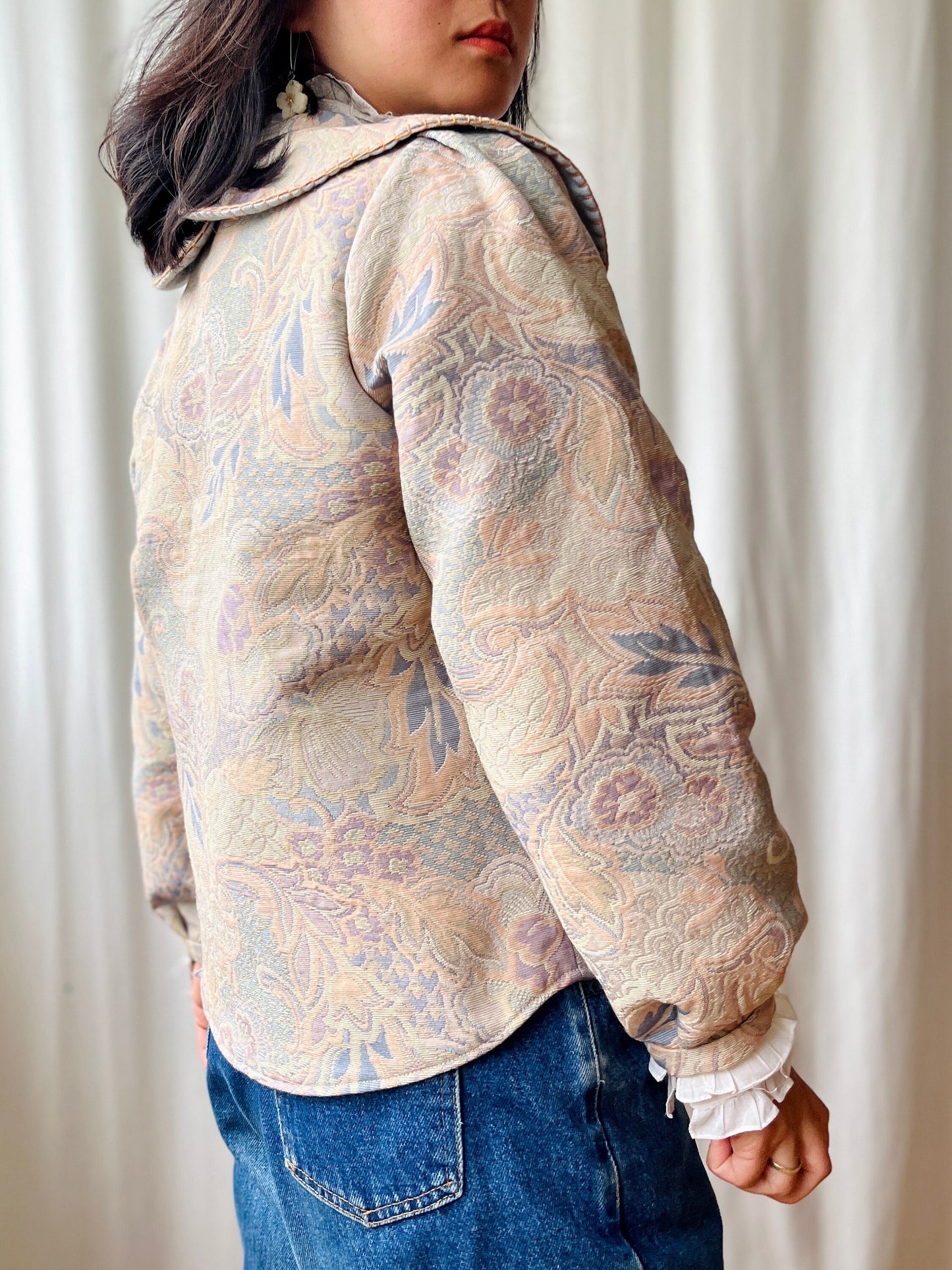 Peter Pan Collar Light Jacket