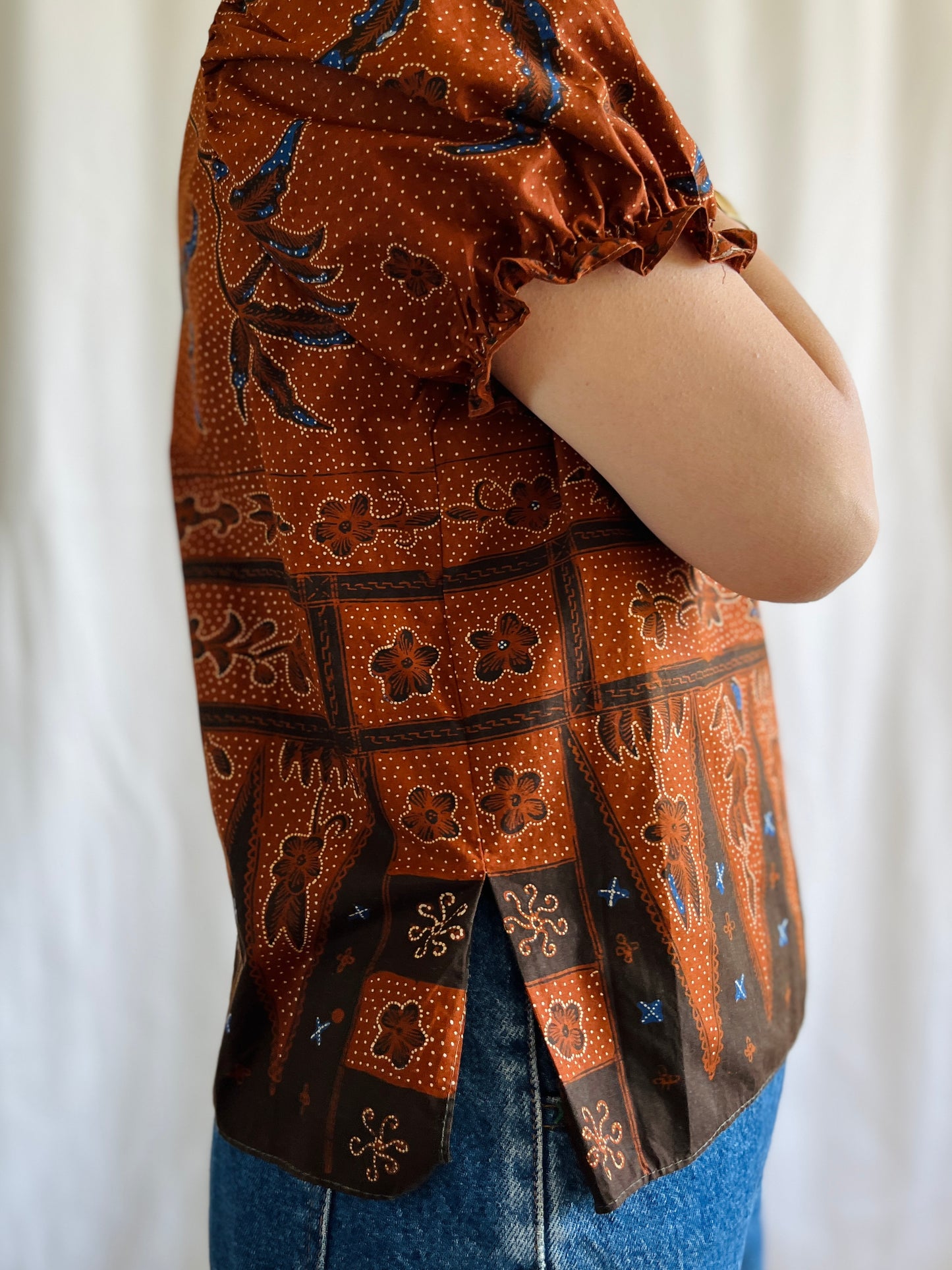 ✨Vintage Batik Puffed Sleeve Tee