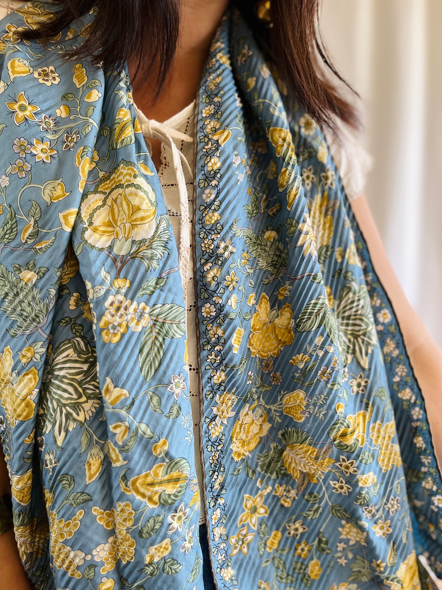 Vintage Liberty Thin Wrinkle scarf