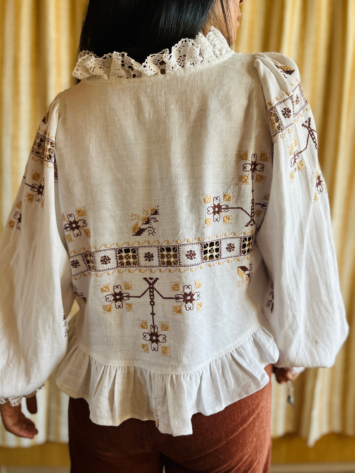 Lagartera Embroidered goddess blouse