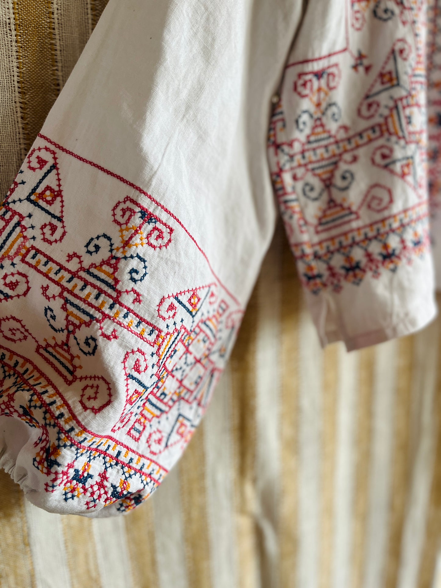 Full embroidery button blouse