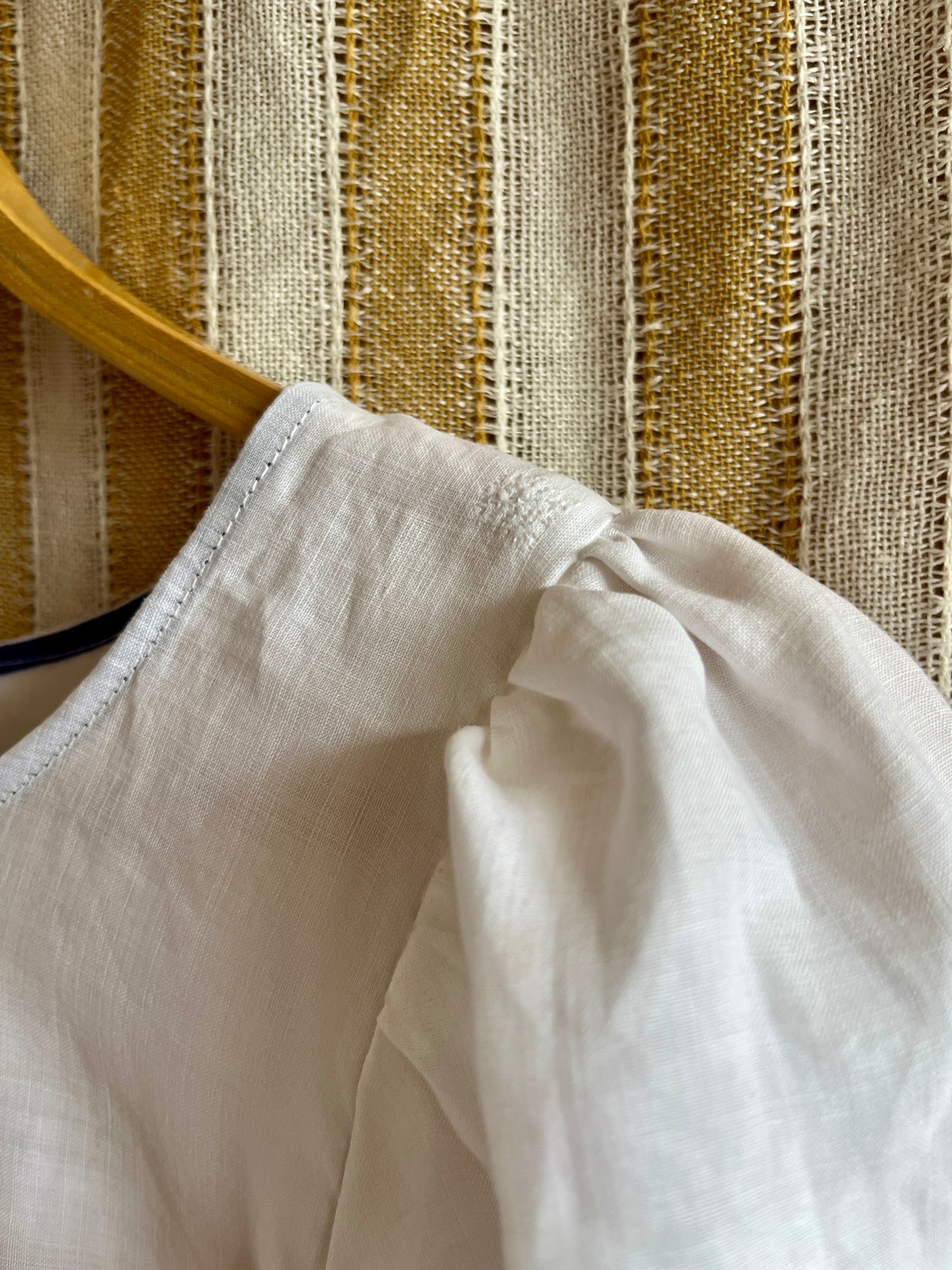 Dragon - Air thin linen dolly blouse