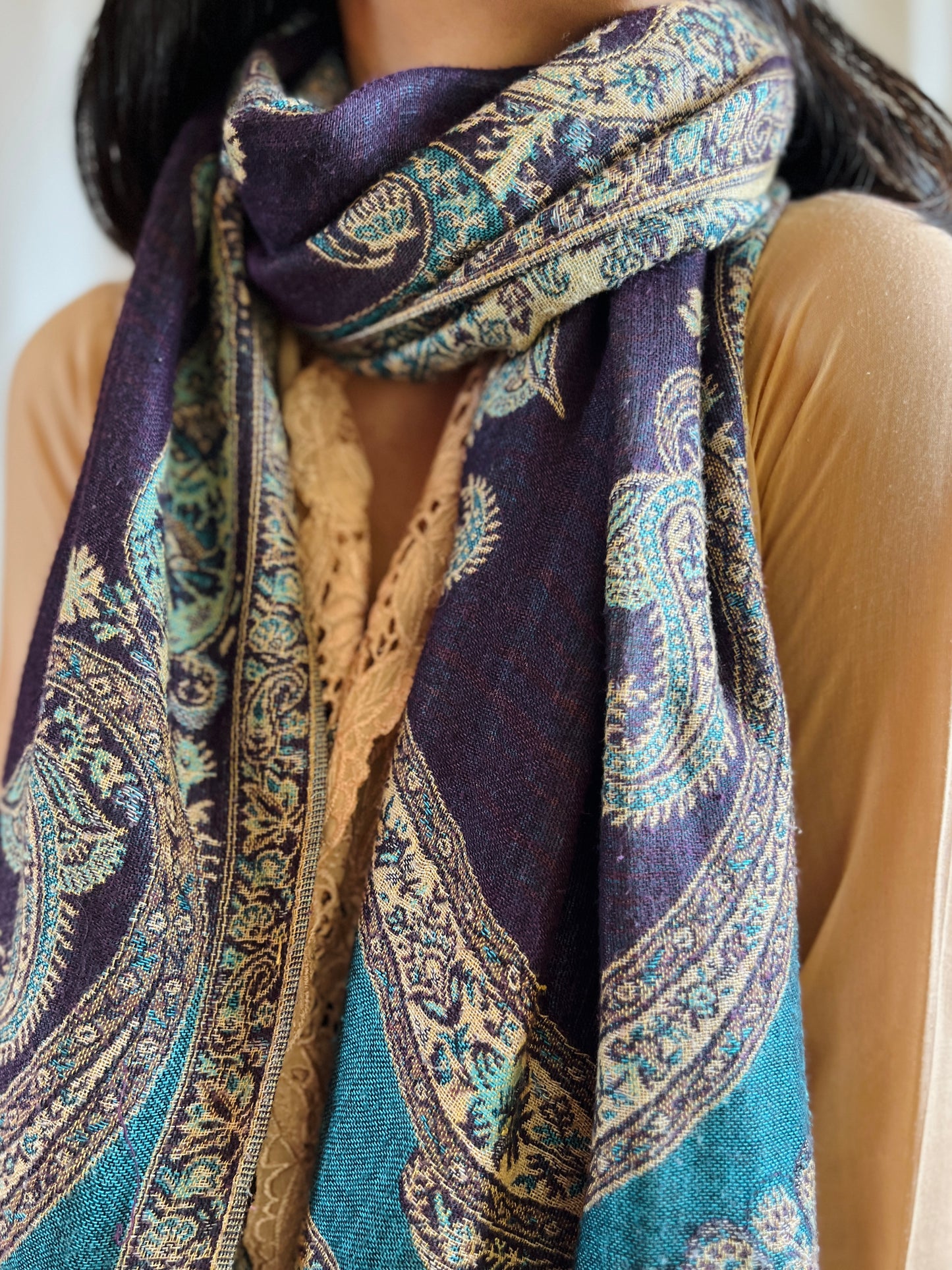 Reversible Electric Purple and Blue Indian Woven Wool Shawl