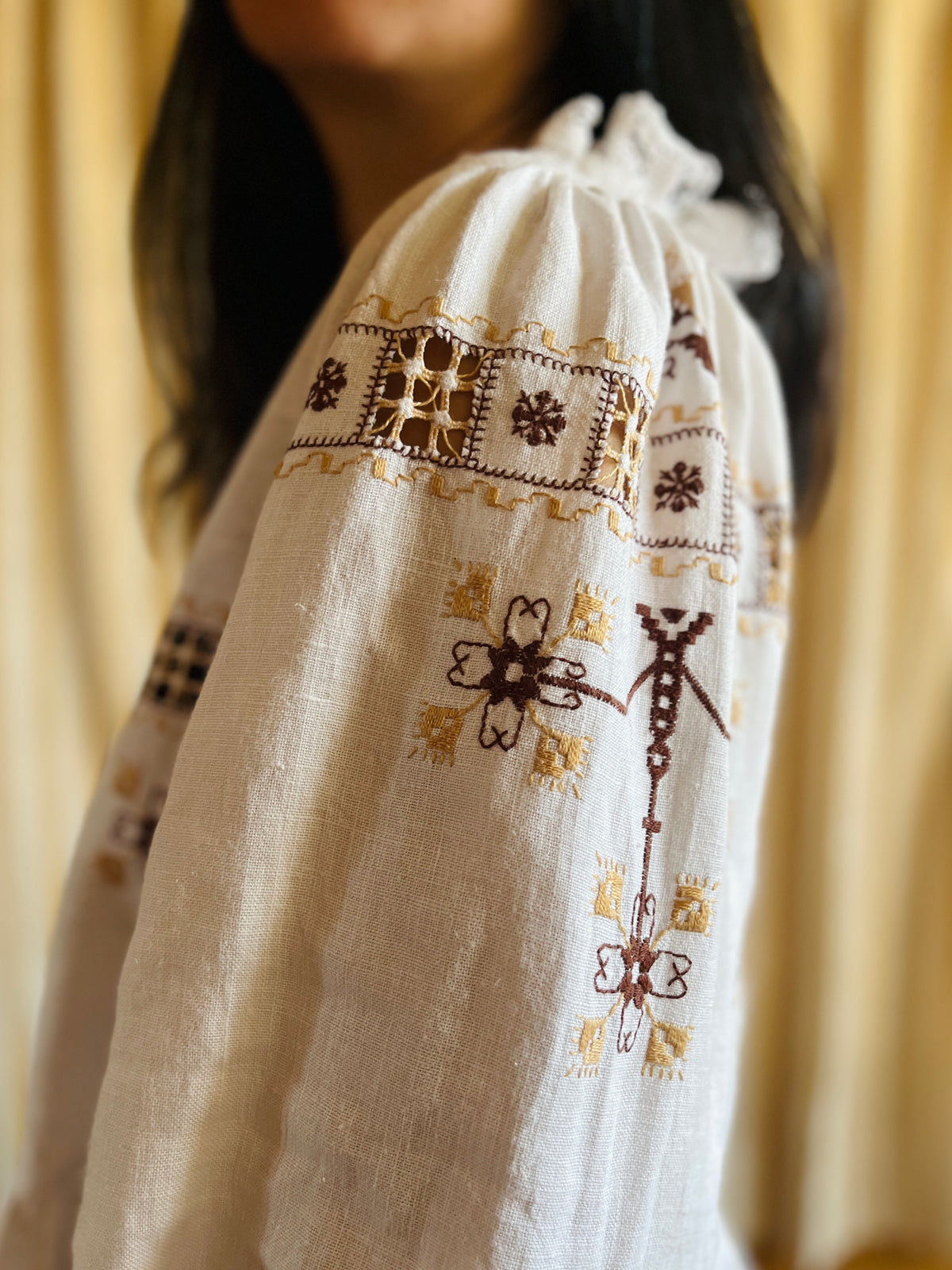 Lagartera Embroidered goddess blouse