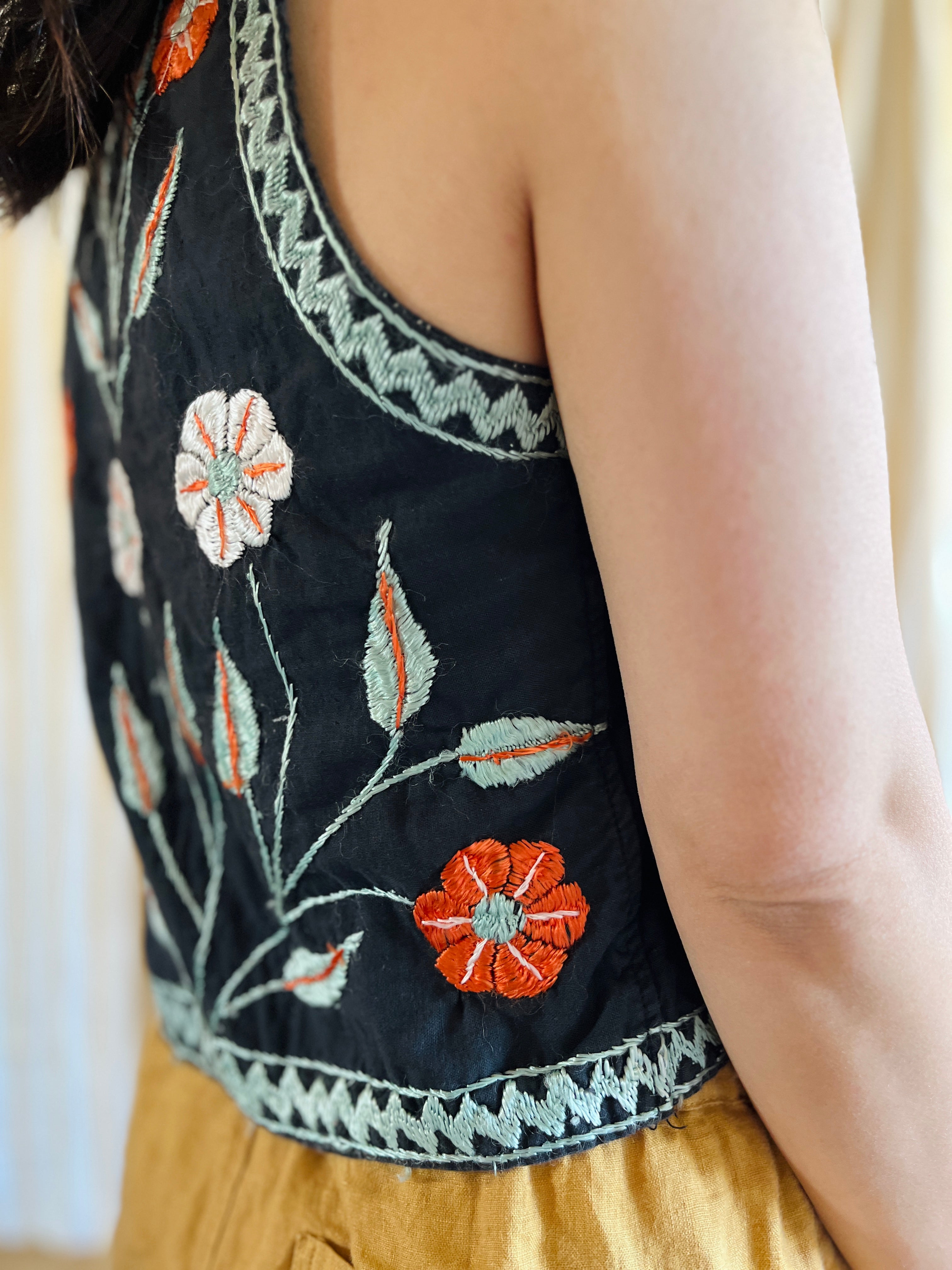 70s Classic Afghanistan Silk Embroidered Gilet XS – The Birch Vintage