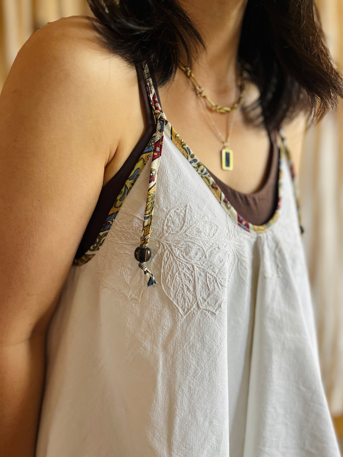 Circular tablecloth top - Hidden Embroidery Linen
