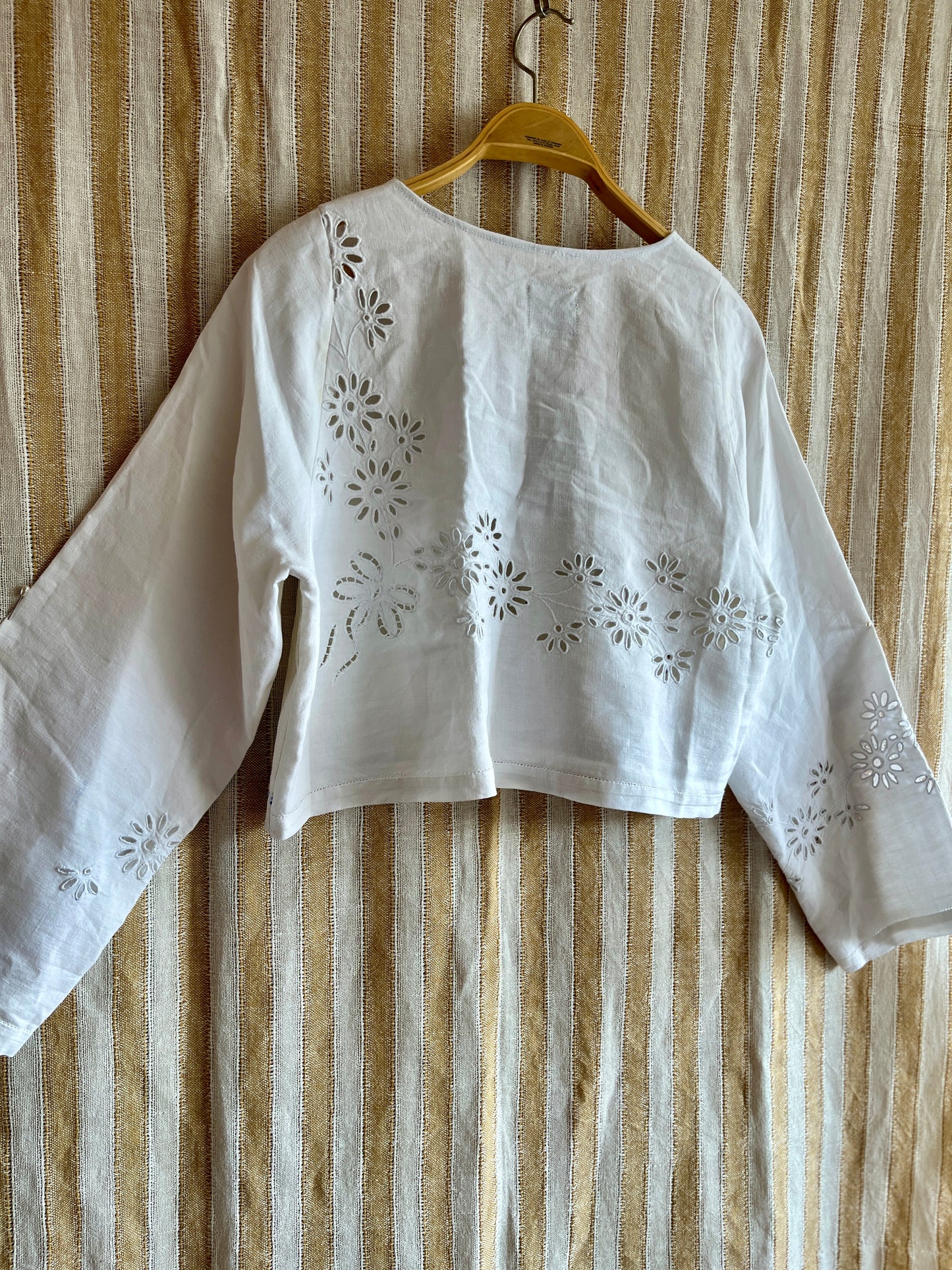 Nordic floral Blouse - Long sleeves