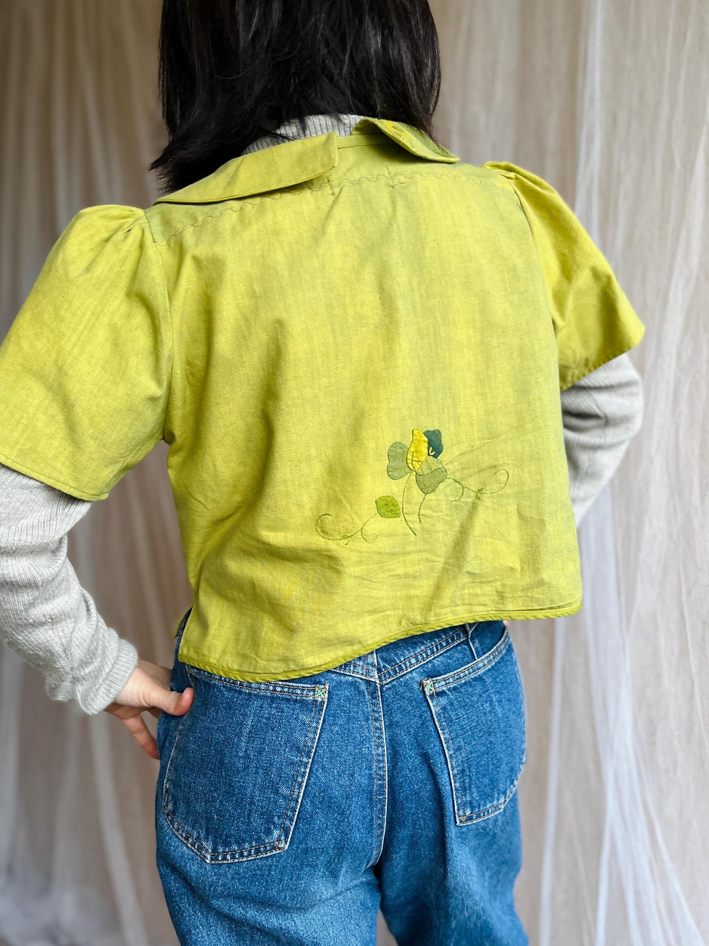 Dyed Green Appliqué tablecloth turns round collar cropped shirt with ties