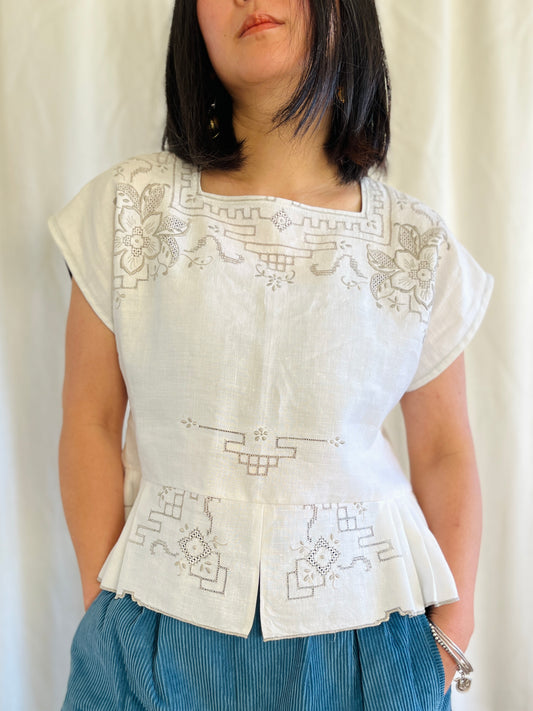 Symmetrical dolly tunic