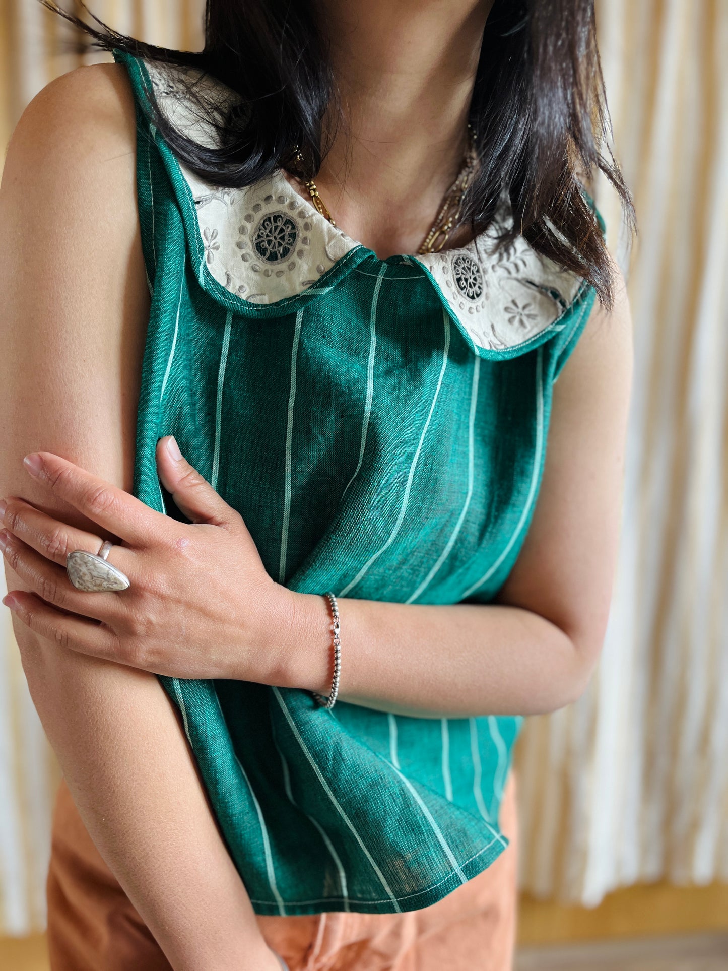 Collar tank top linen green