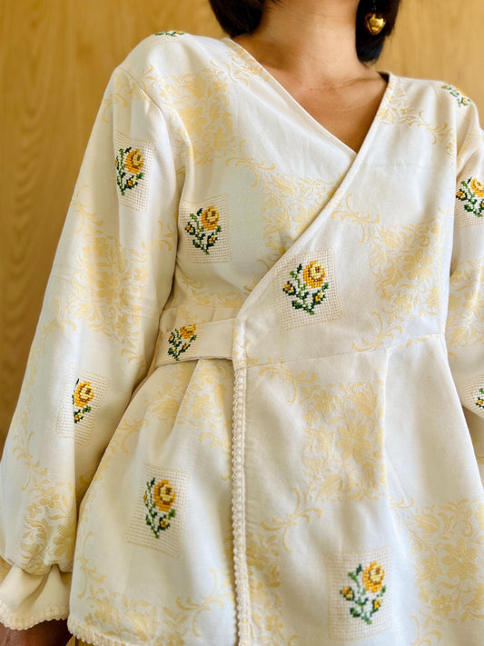 Tiny Flowers Kimono with ties