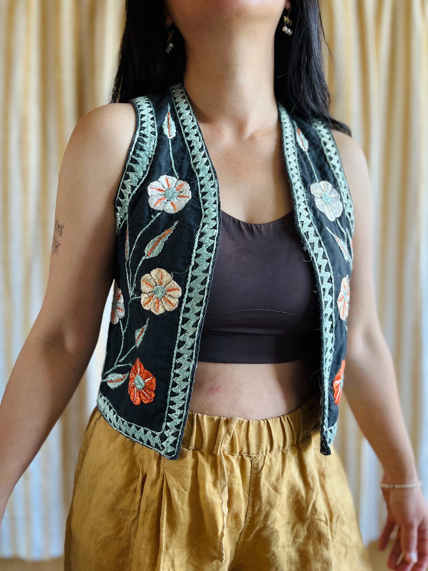 70s Classic Afghanistan Silk Embroidered Gilet XS