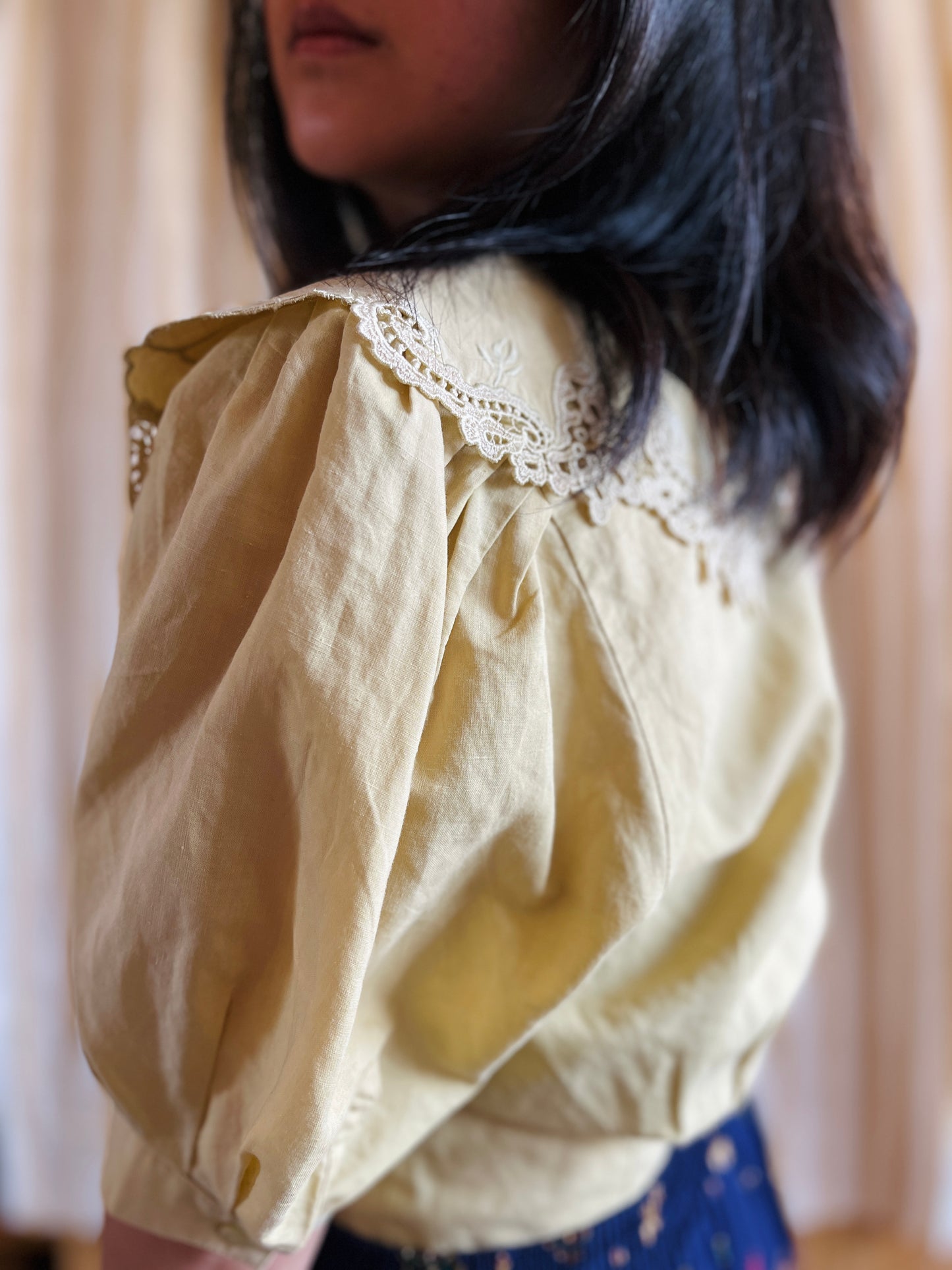 80s Cottage Butter Yellow Lace blouse