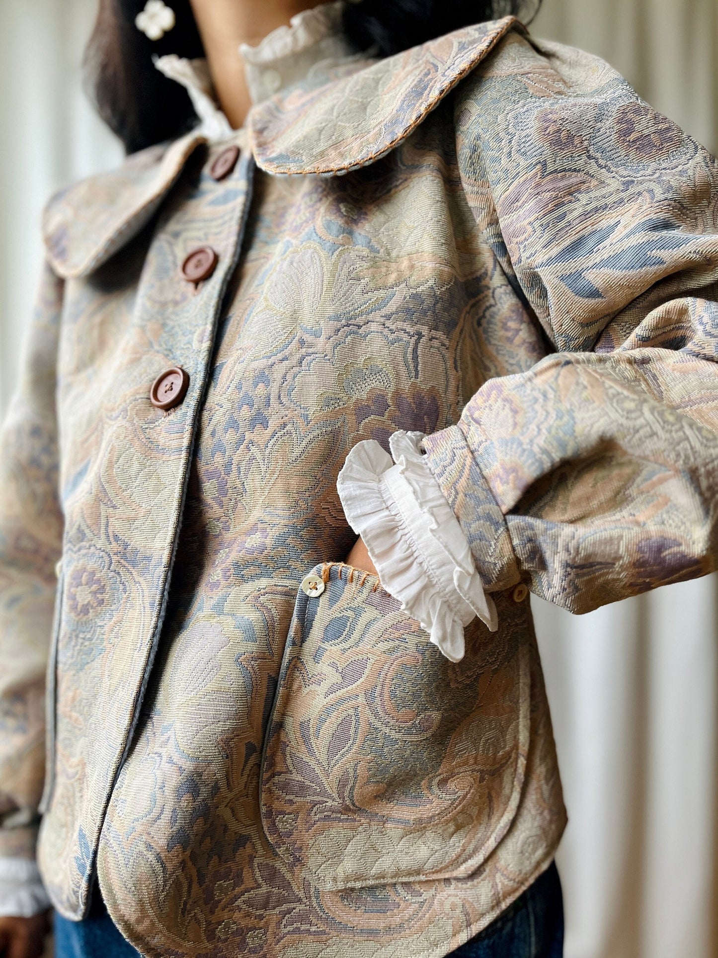 Peter Pan Collar Light Jacket