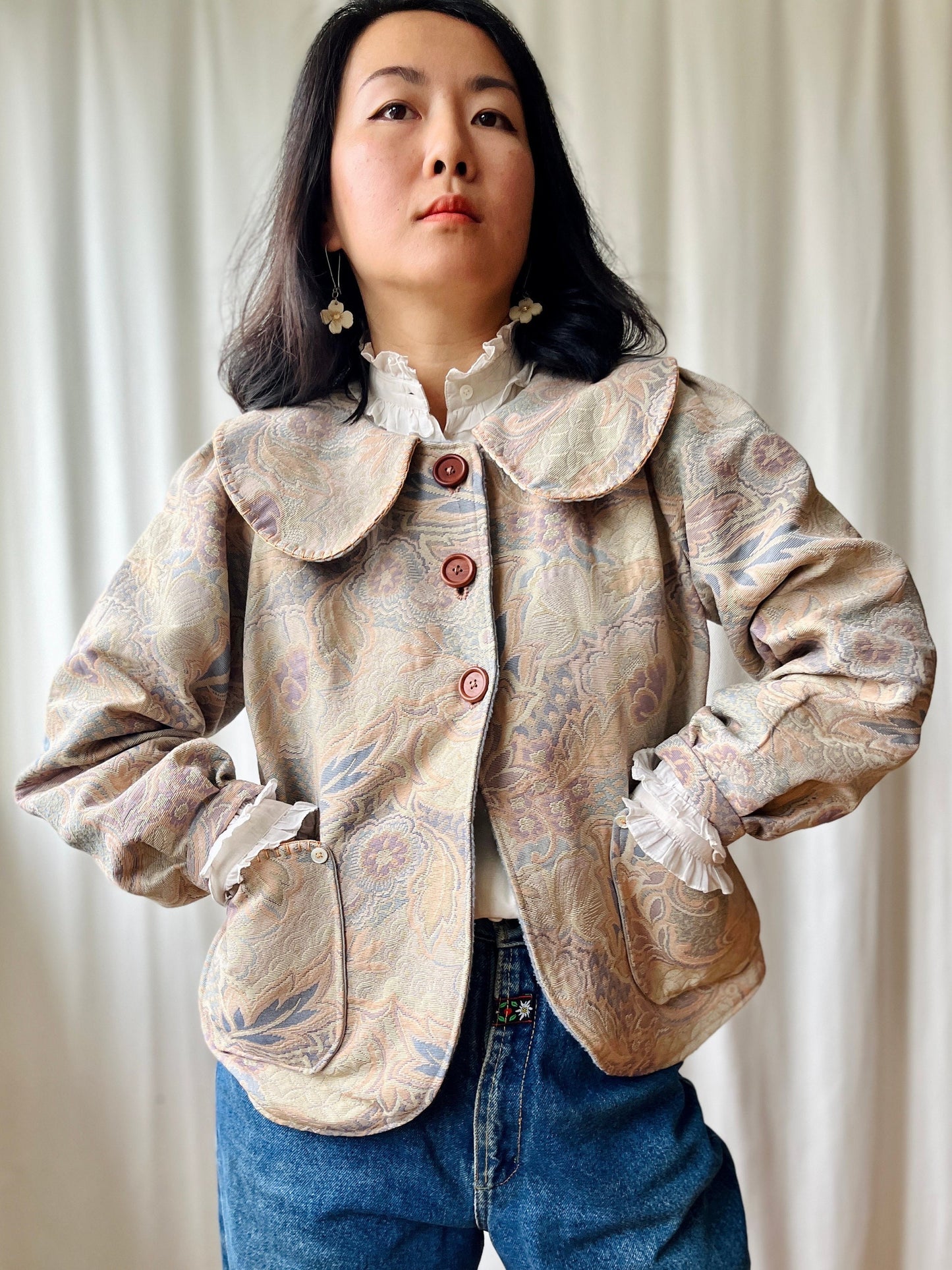 Peter Pan Collar Light Jacket