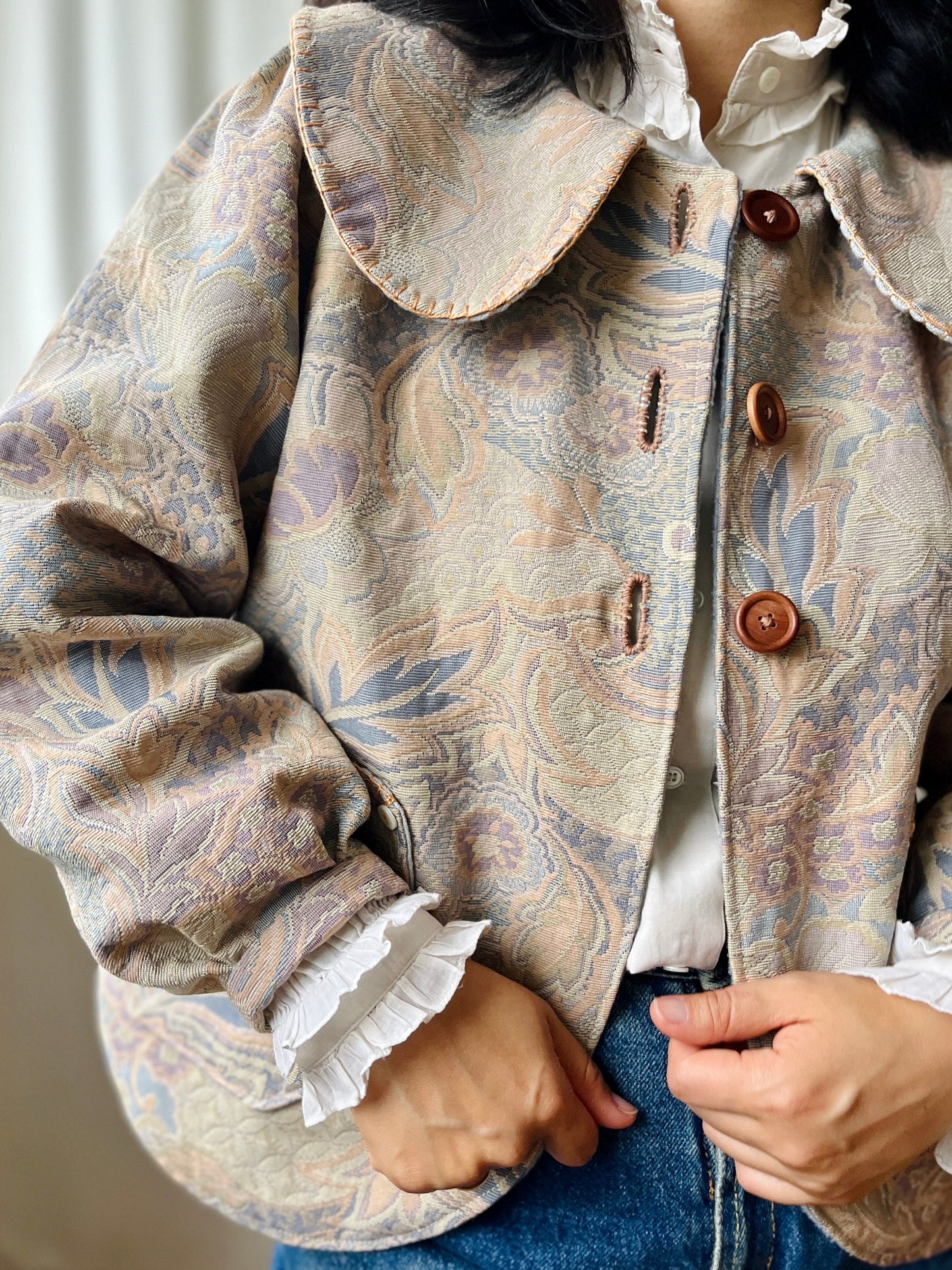 Peter Pan Collar Light Jacket