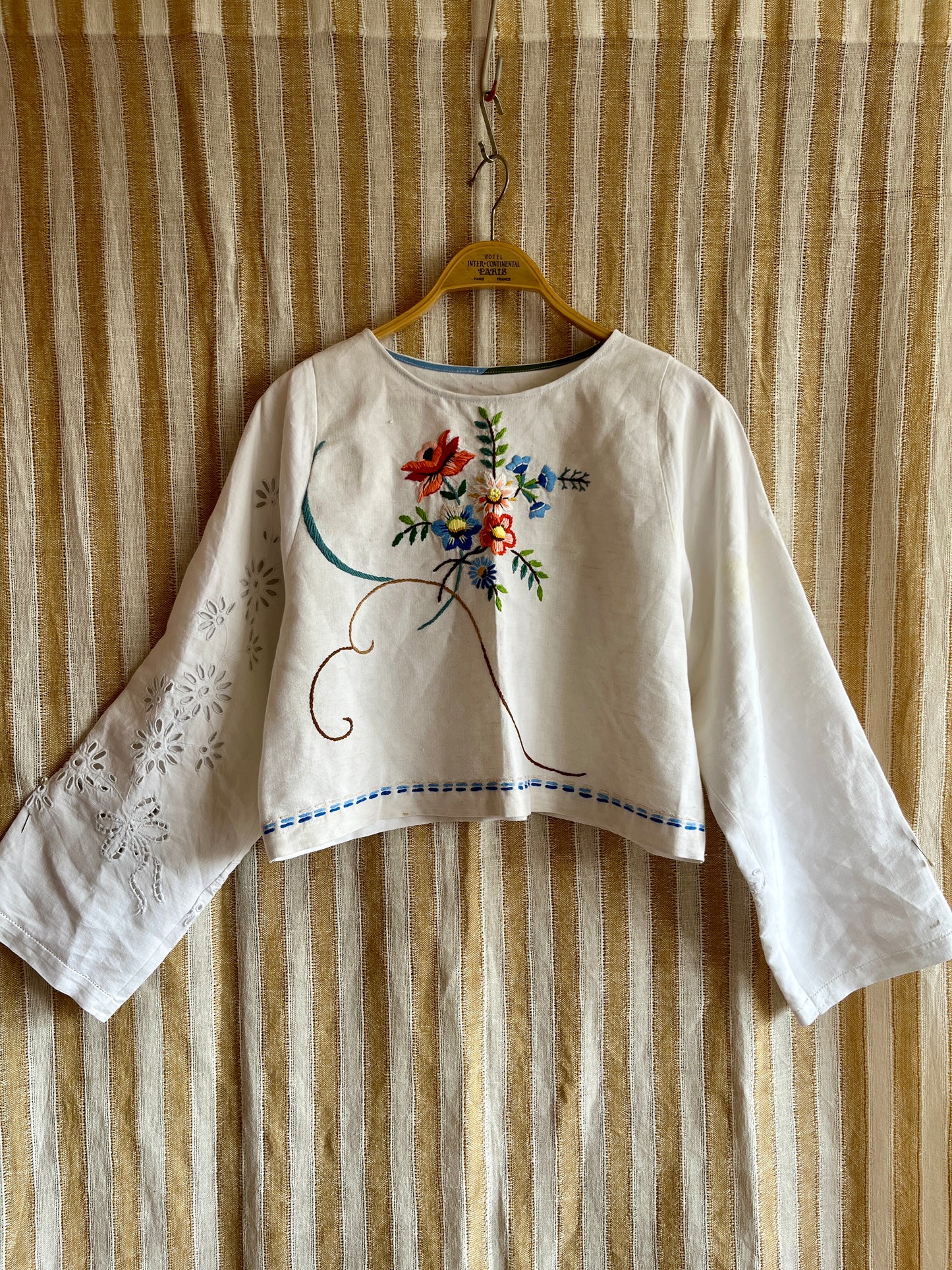 Nordic floral Blouse - Long sleeves