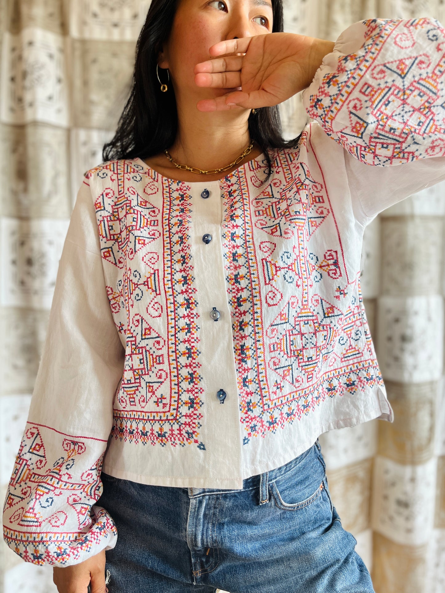 Full embroidery button blouse