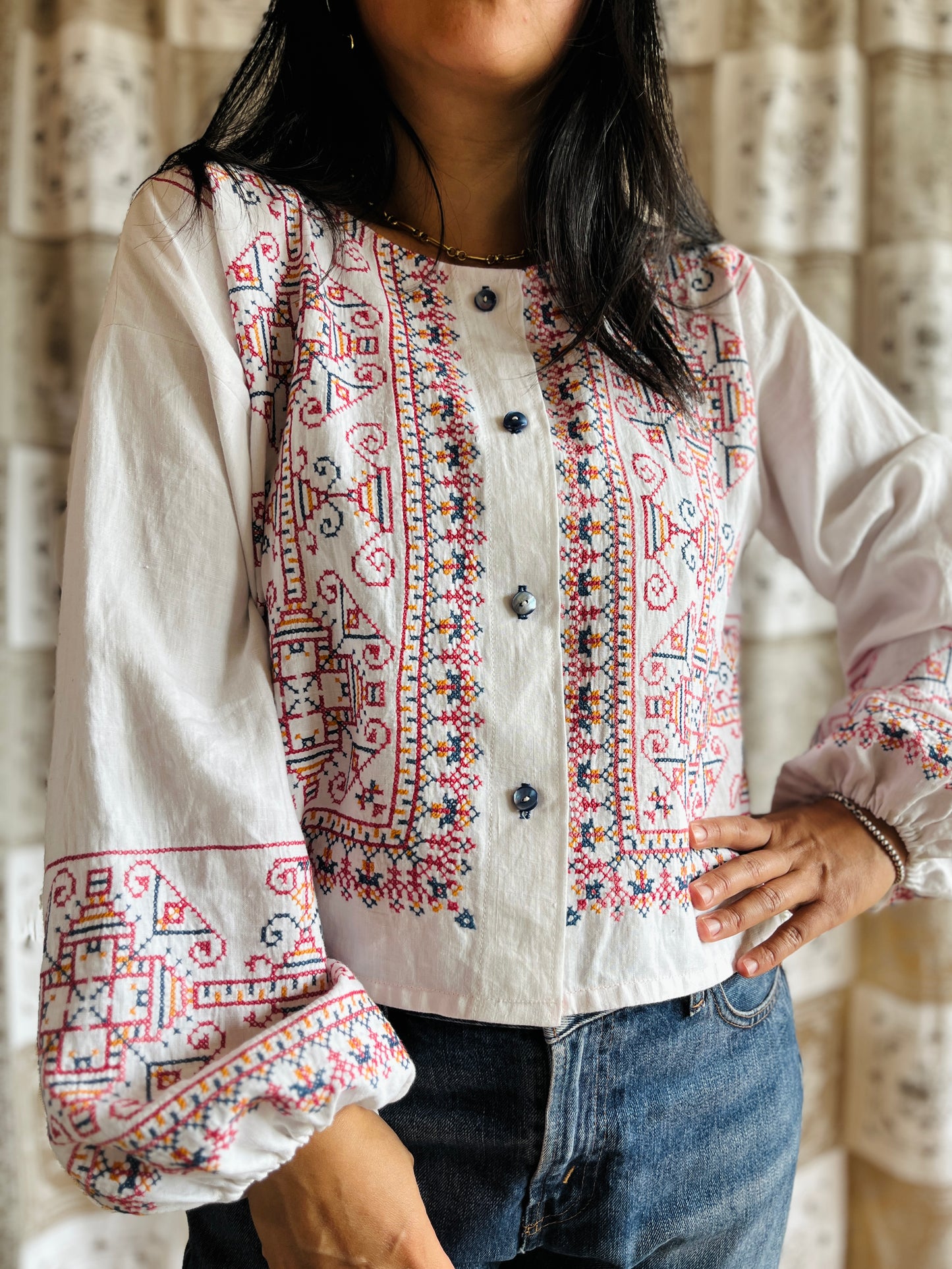 Full embroidery button blouse