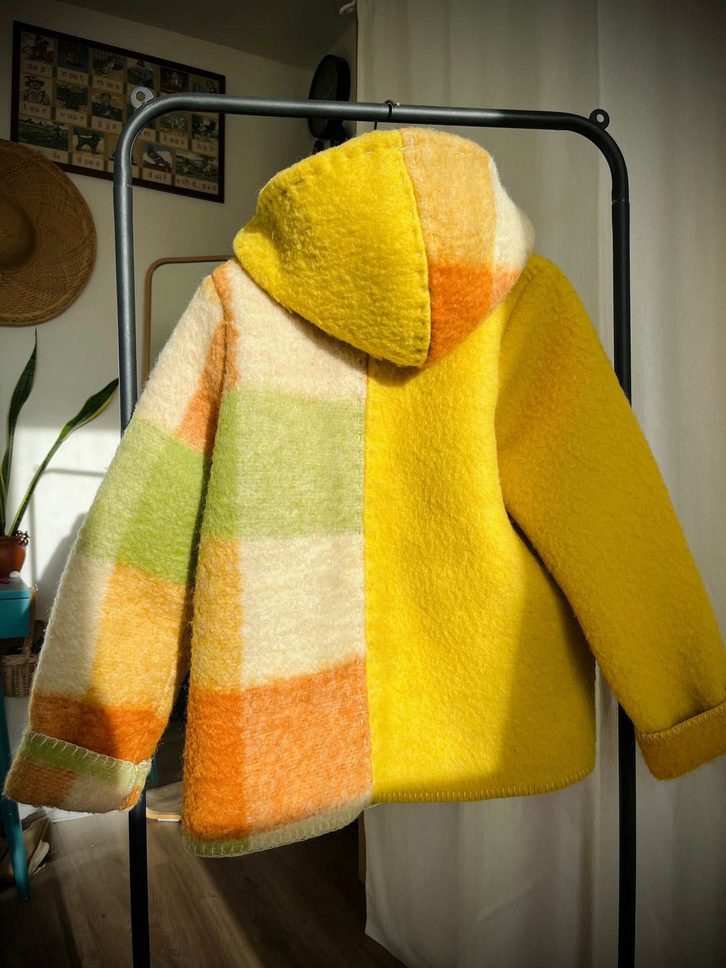 Repurpose thick wool blanket turns cosy winter coat with detachable Hoodie