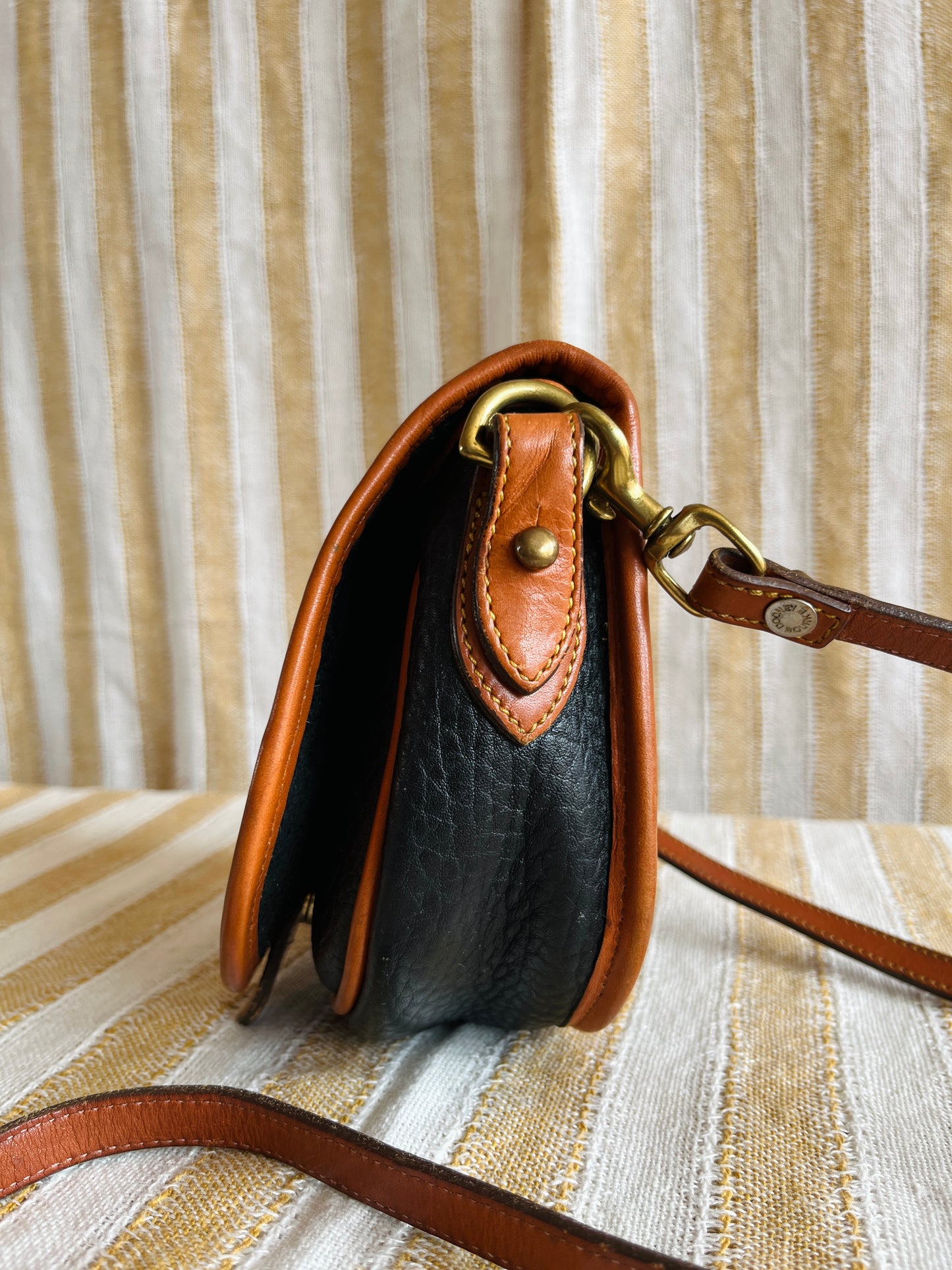 Black and British Tan BIG DUCK Crossbody