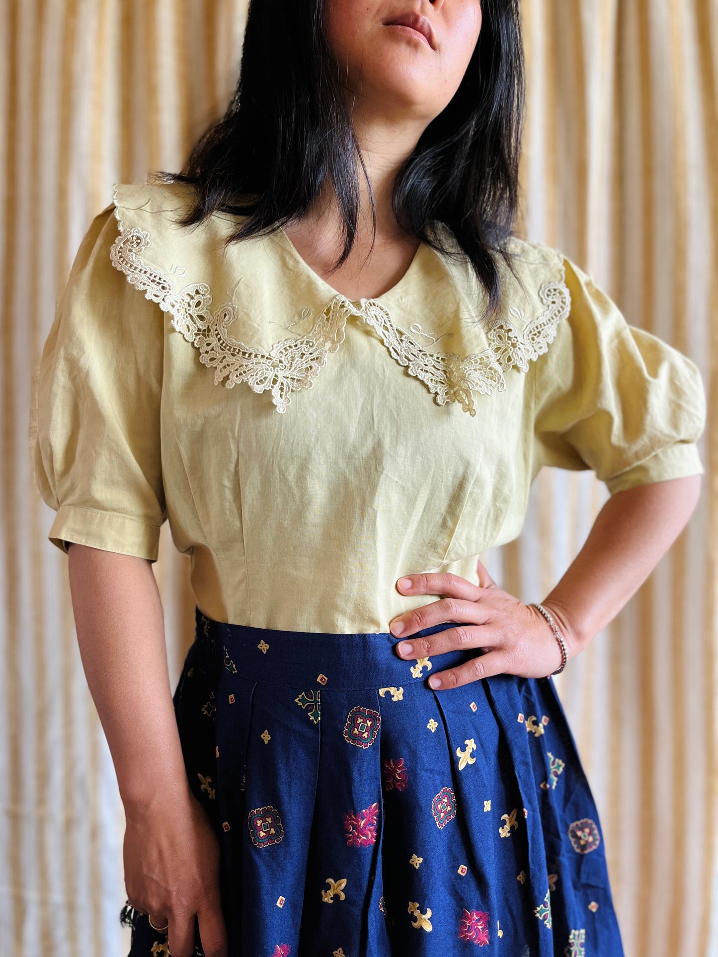80s Cottage Butter Yellow Lace blouse