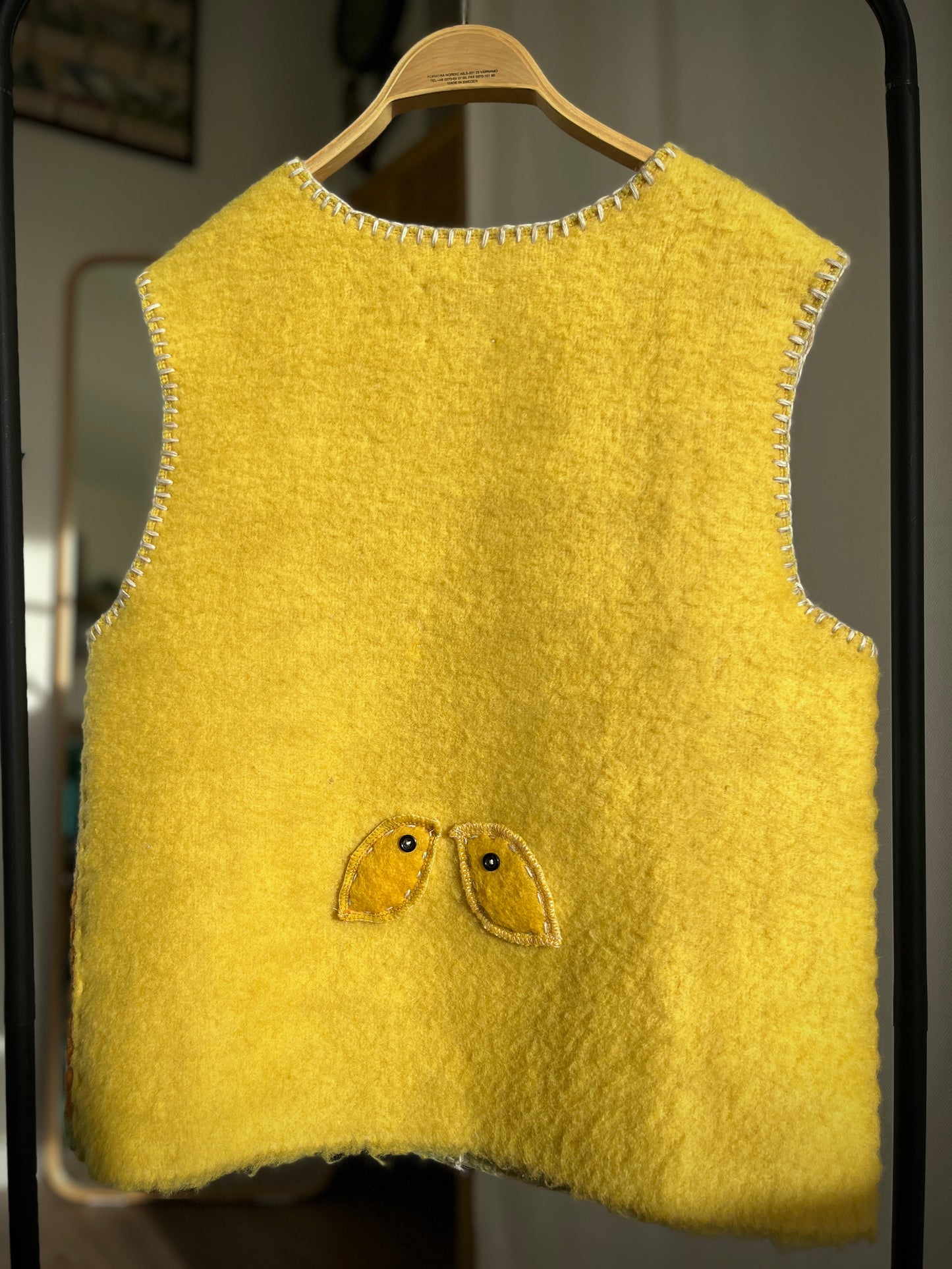 Boiled Wool Blanket turns little chicks oversize gilet