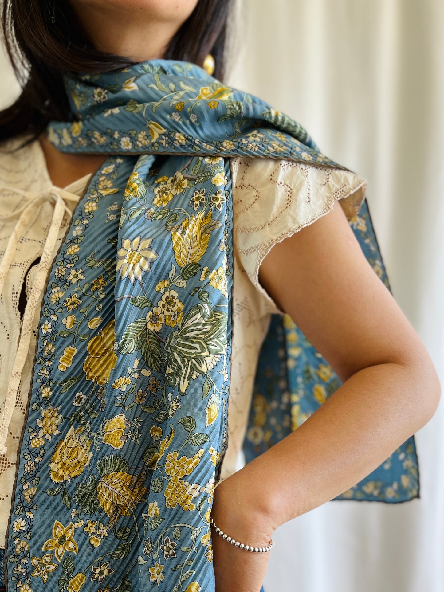 Vintage Liberty Thin Wrinkle scarf