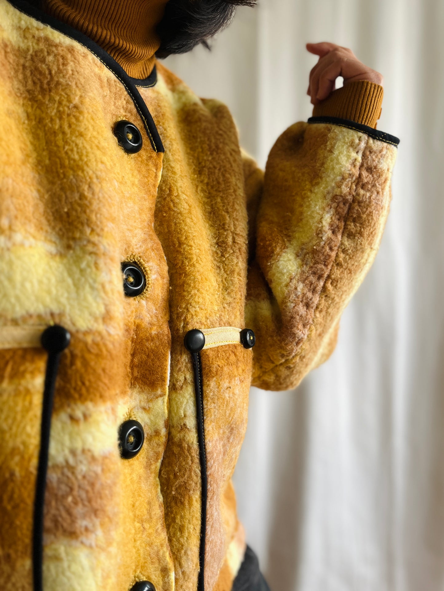 🎴 Vintage Pure Wool Blanket Short Coat and Beanie