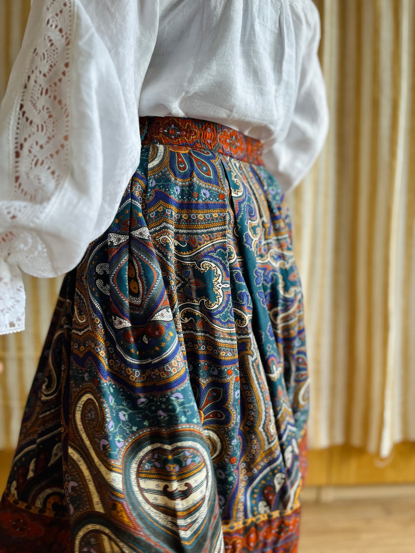 Handmade vintage 70s Bottom Quilted A-line Skirt