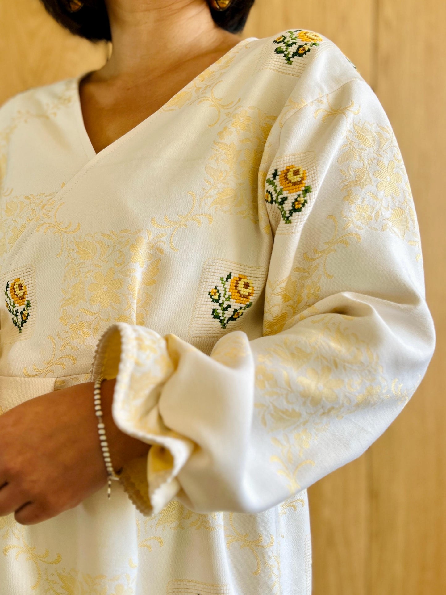 Tiny Flowers Kimono with ties