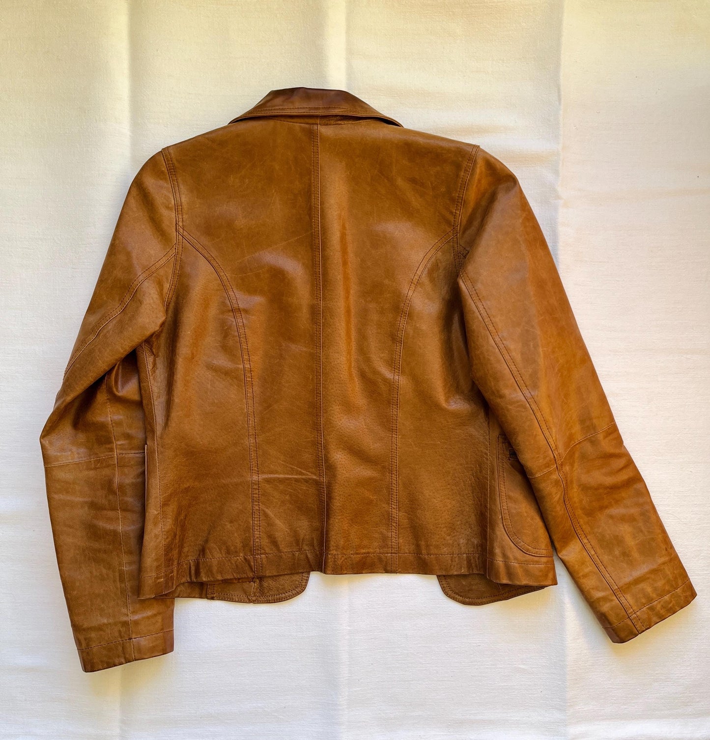 Vintage 90s Great Cut Camel Brown Leather Jacket with zipper pickets