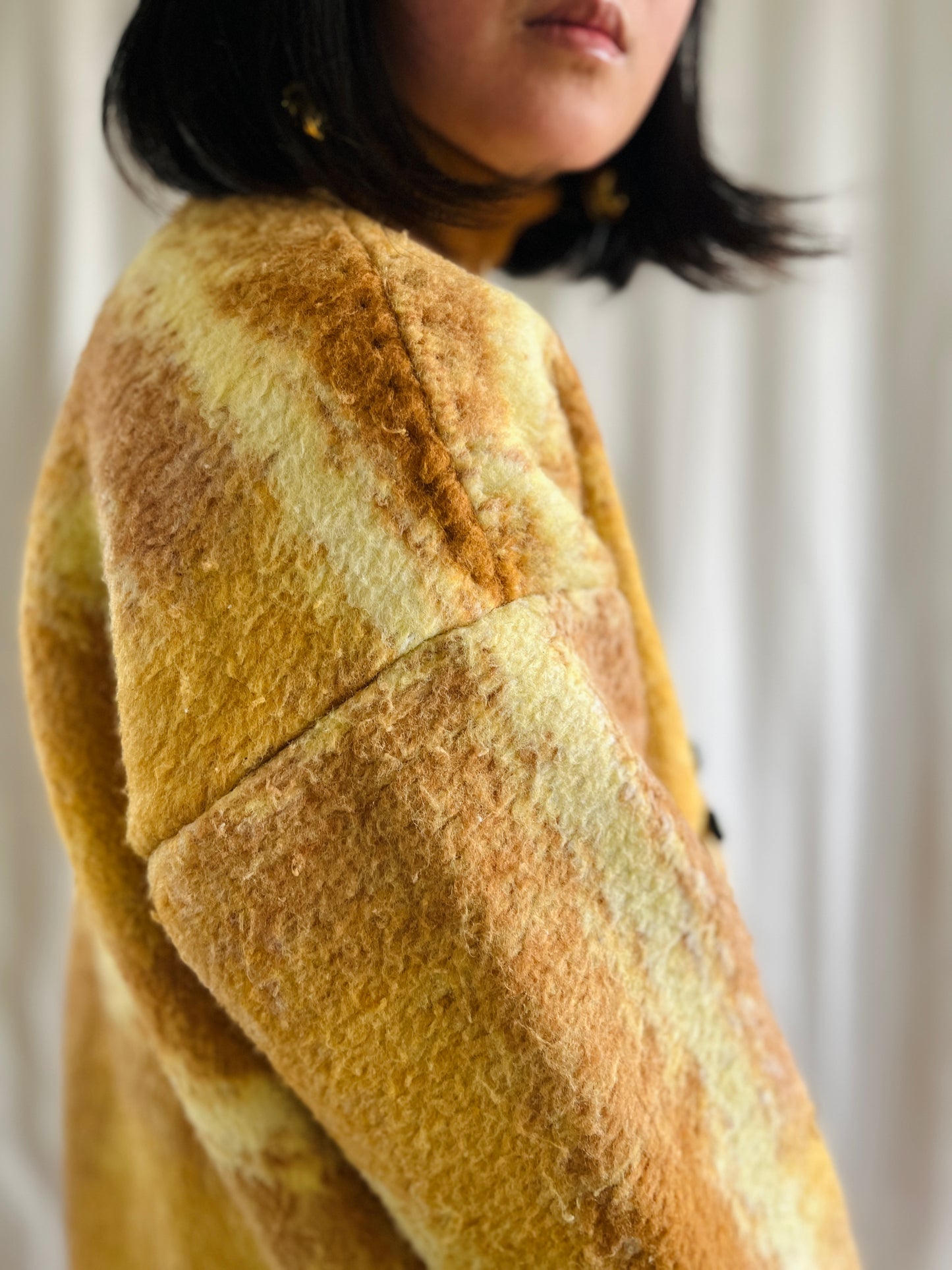 🎴 Vintage Pure Wool Blanket Short Coat and Beanie