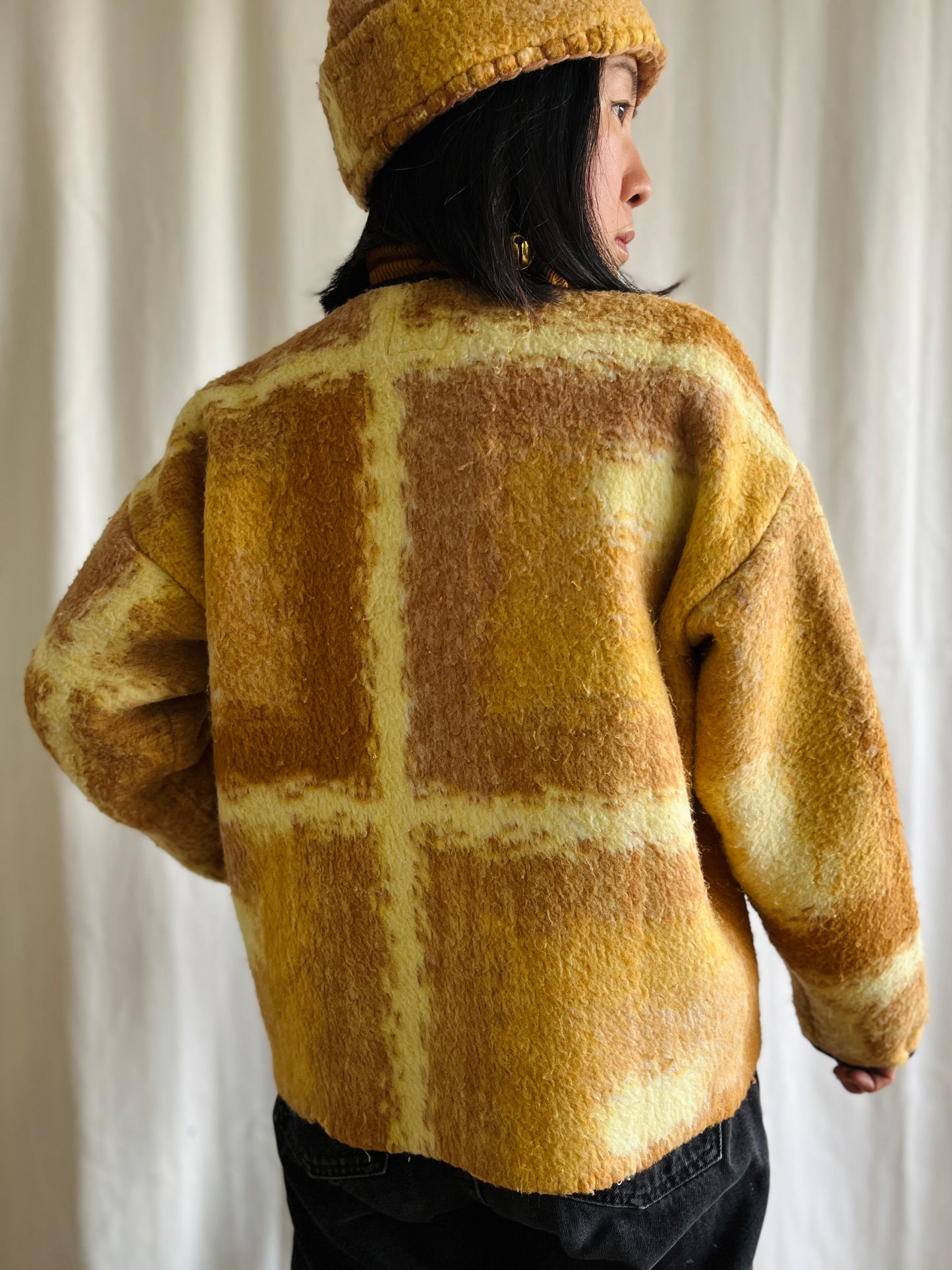 🎴 Vintage Pure Wool Blanket Short Coat and Beanie