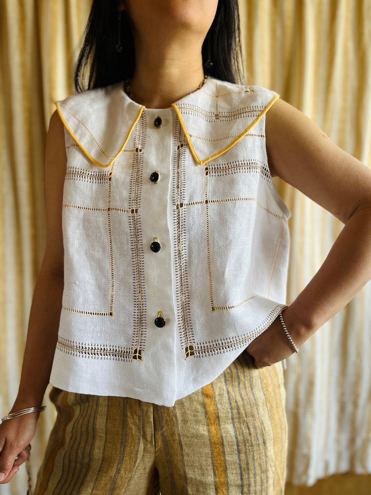 Collar Tank Top - Yellow and black lines