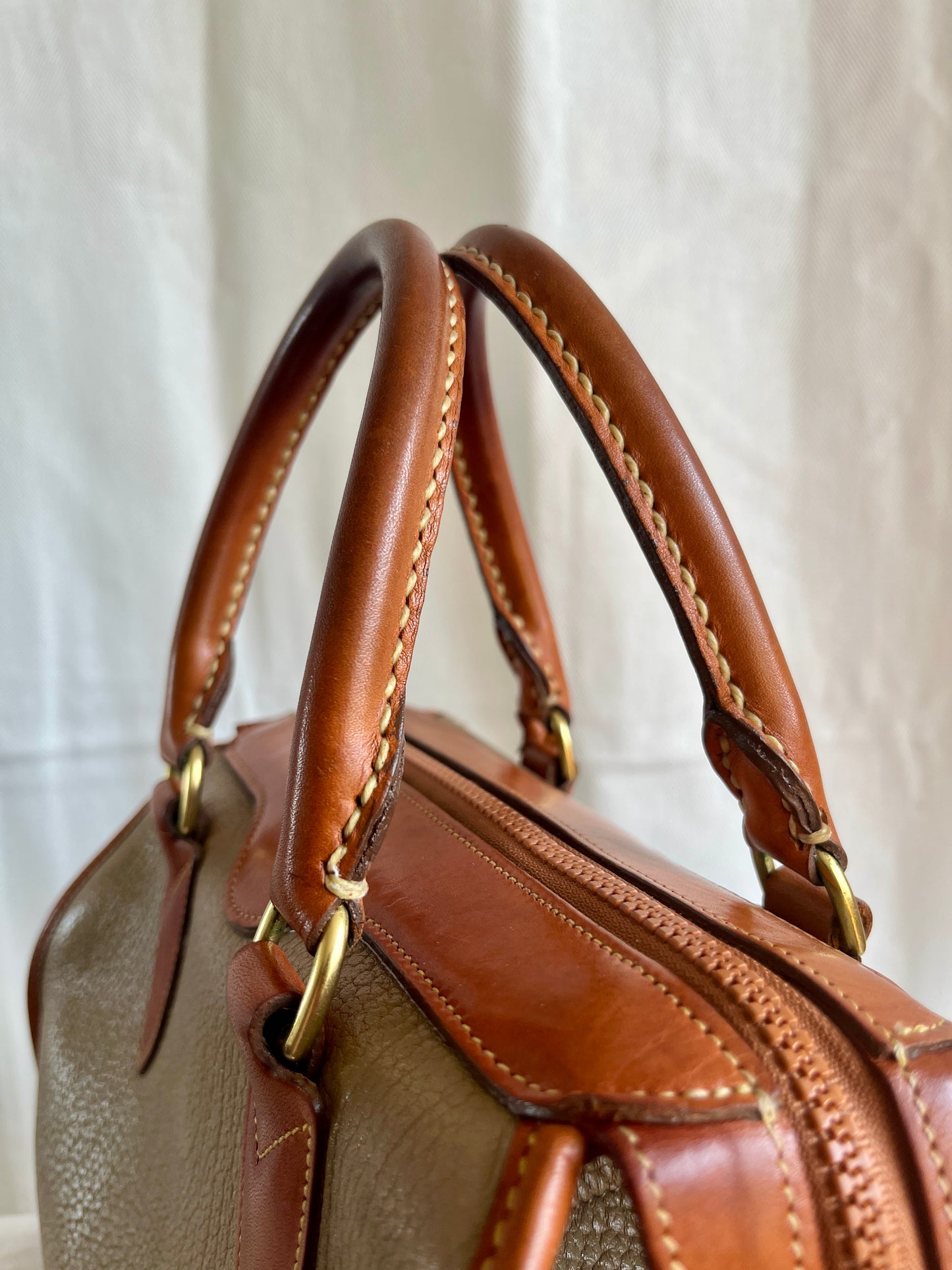 Pre tag Taupe/British Tan Gladstone Doctor's Bag Satchel