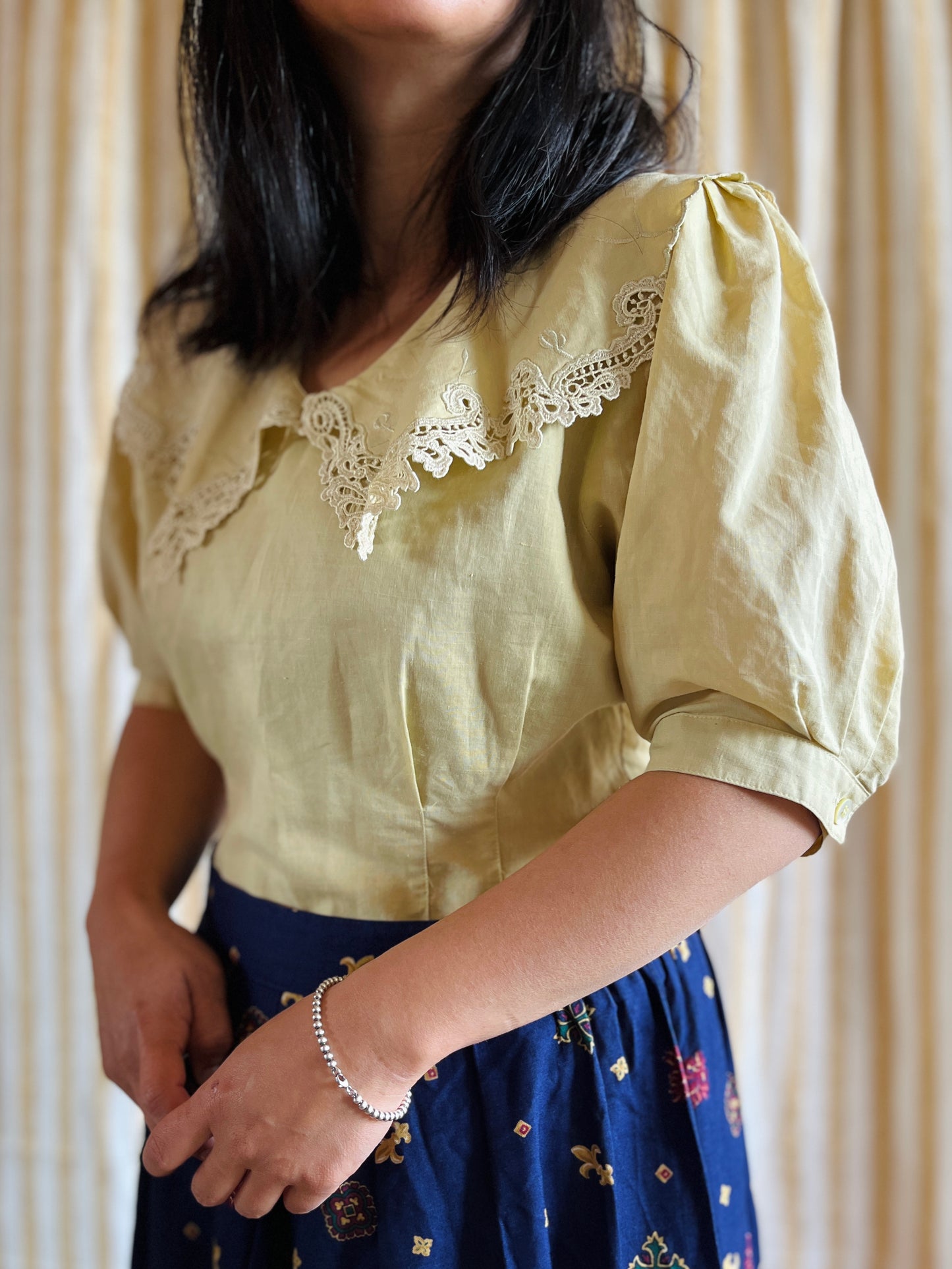 80s Cottage Butter Yellow Lace blouse