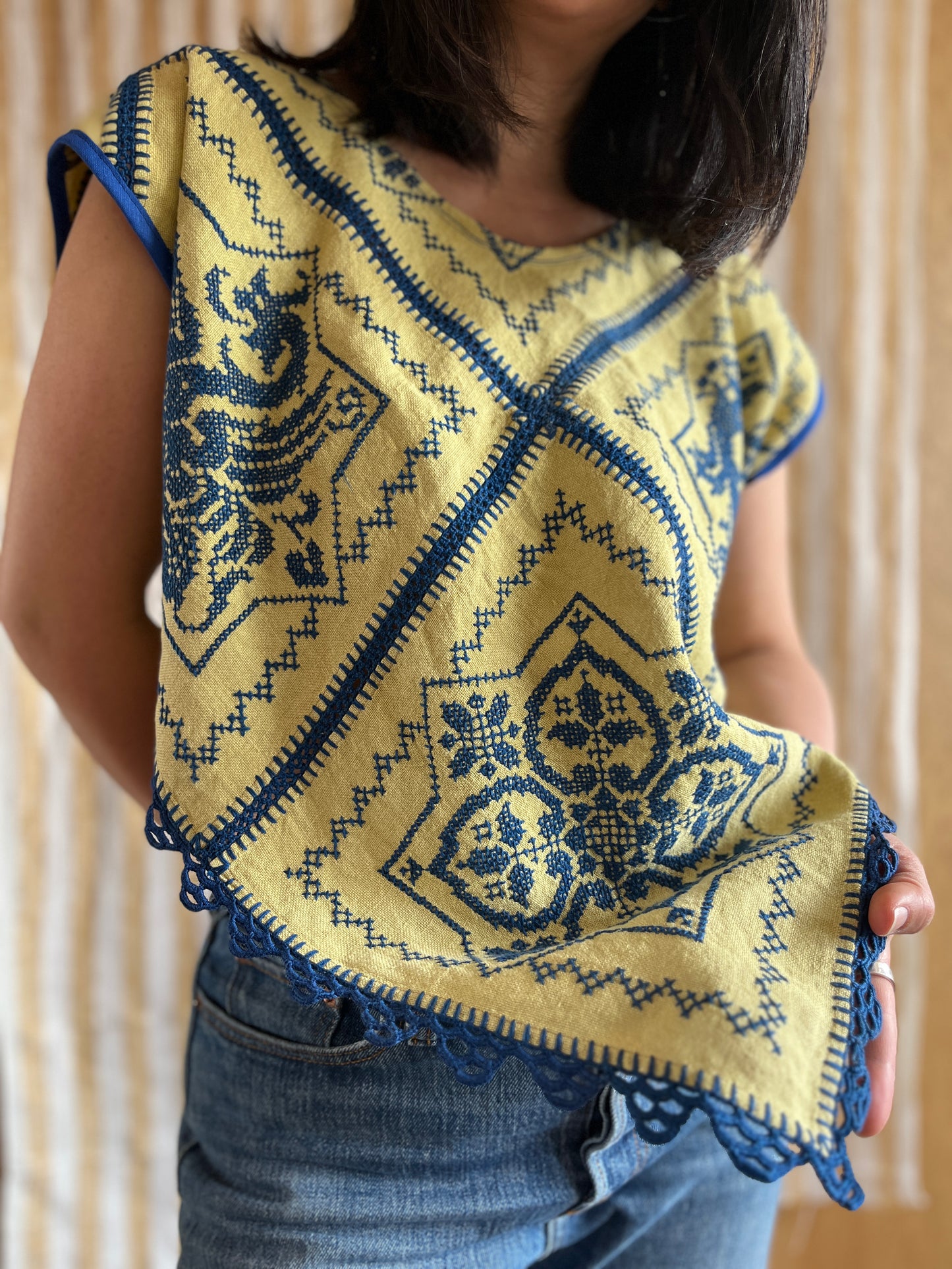 Diamond Dragon Top Cap Sleeves