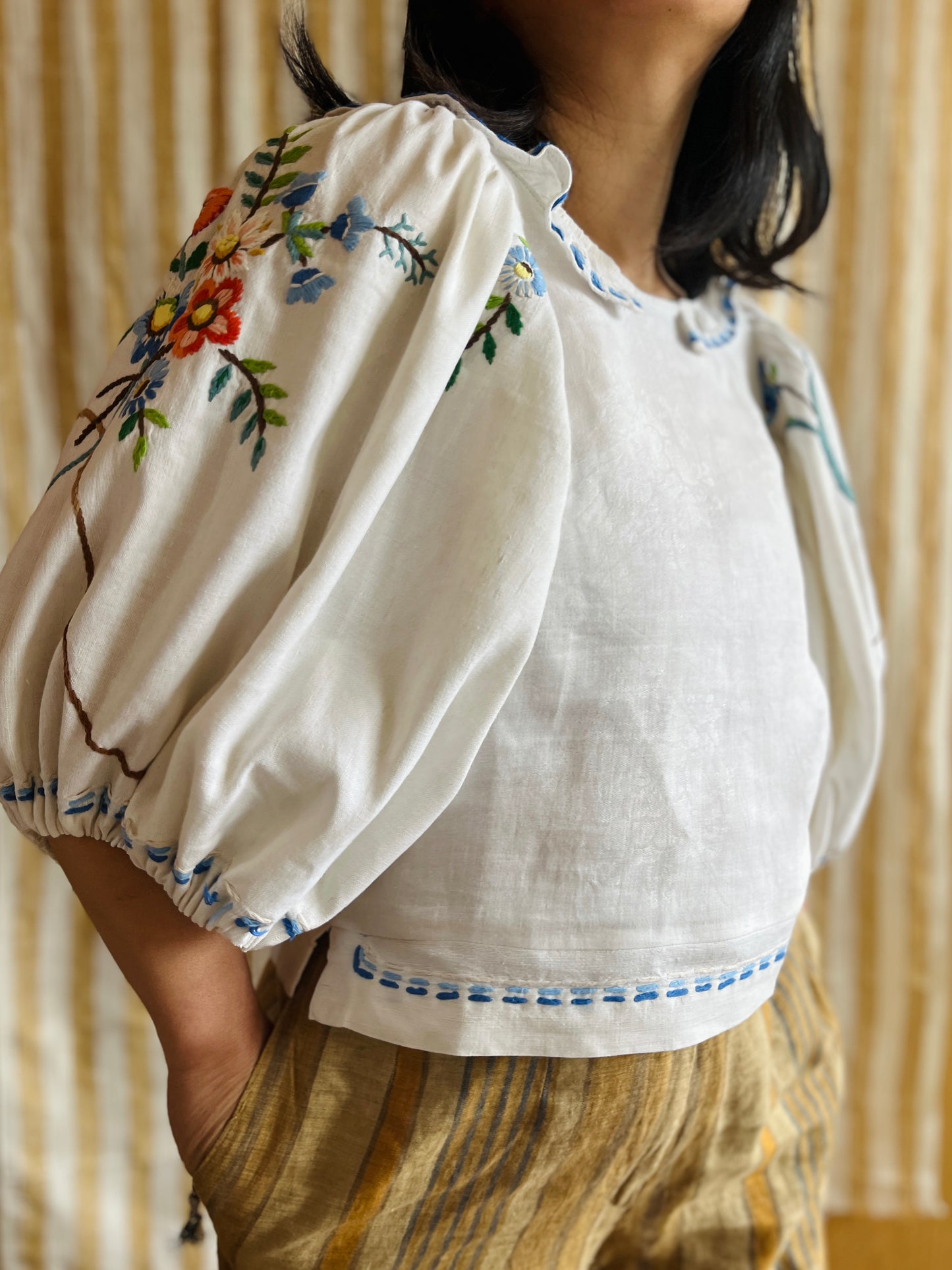 Nordic Floral Air Balloon Sleeves Cropped Top
