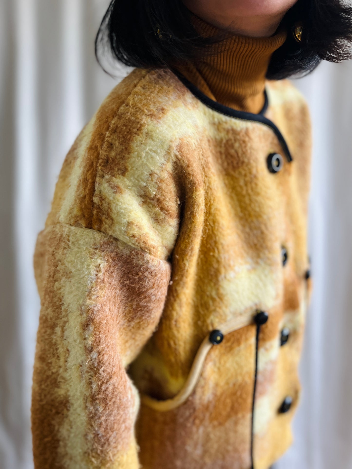 🎴 Vintage Pure Wool Blanket Short Coat and Beanie