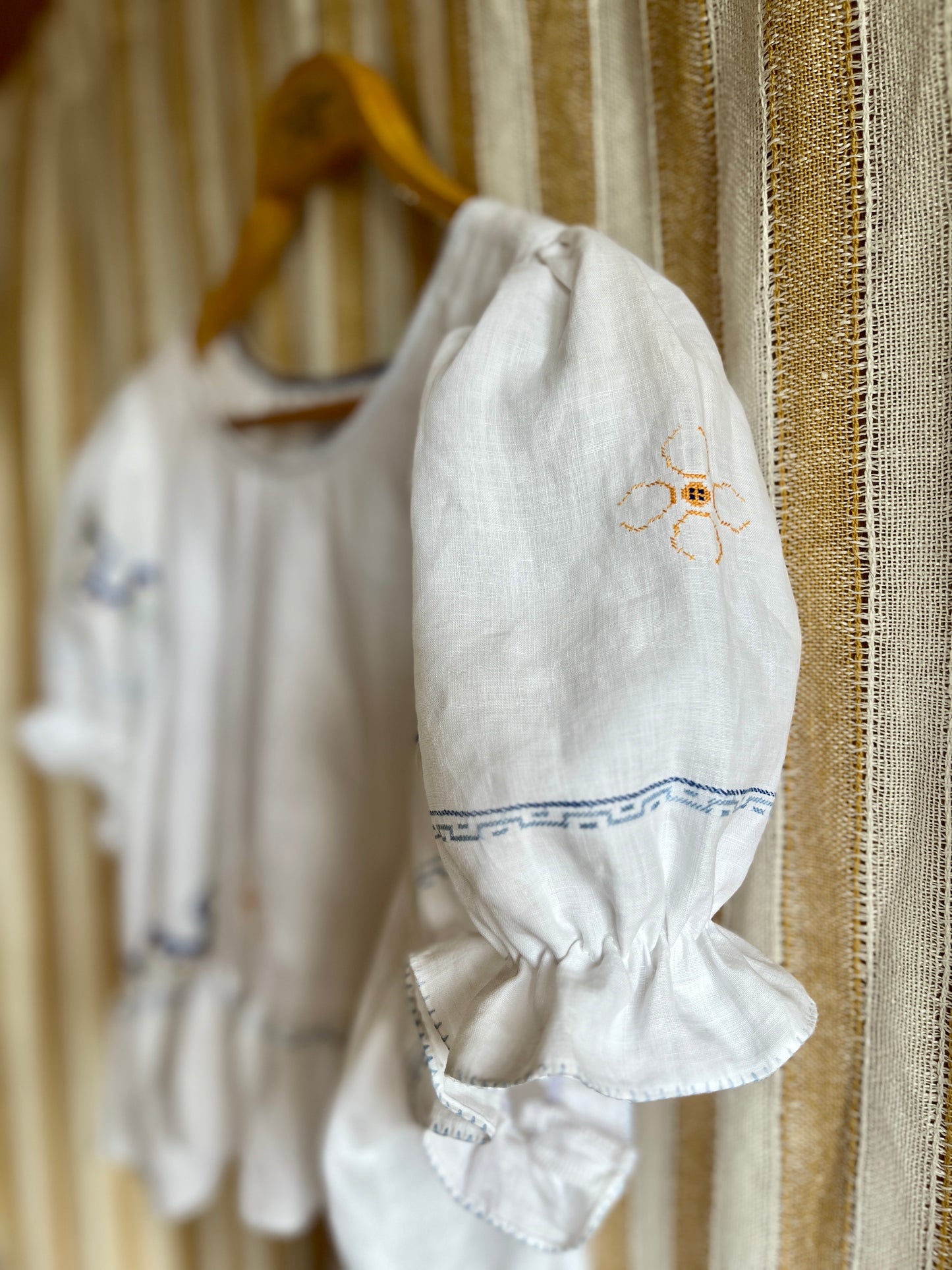 Dragon - Air thin linen dolly blouse
