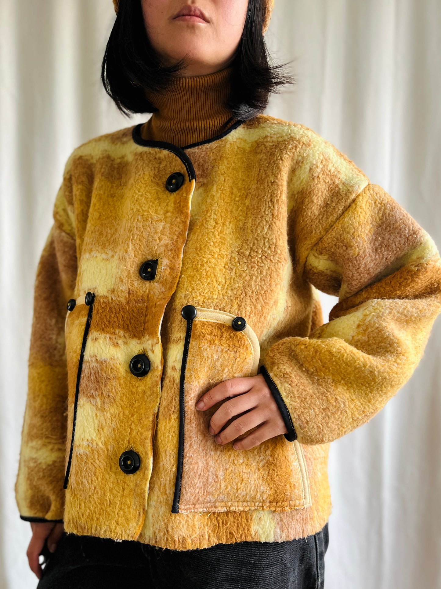 🎴 Vintage Pure Wool Blanket Short Coat and Beanie