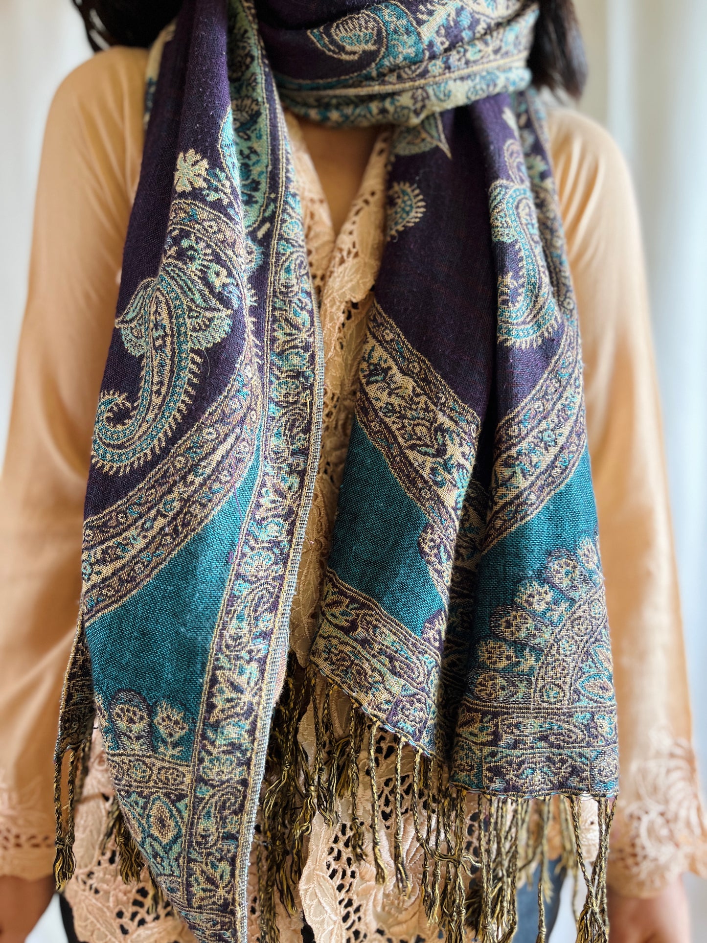 Reversible Electric Purple and Blue Indian Woven Wool Shawl