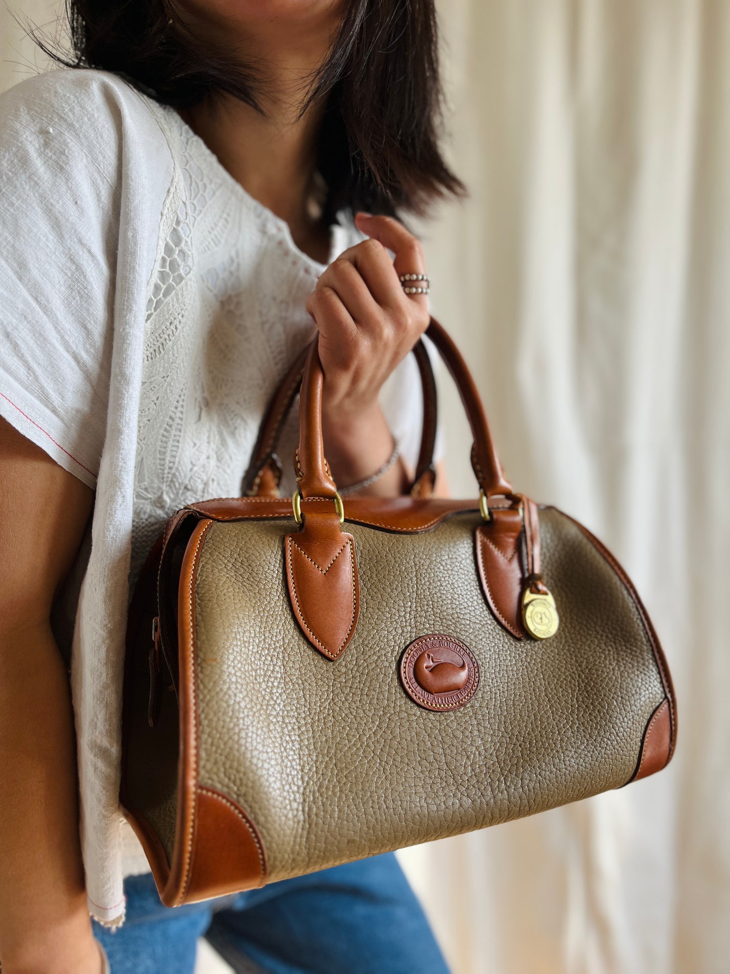 Pre tag Taupe/British Tan Gladstone Doctor's Bag Satchel