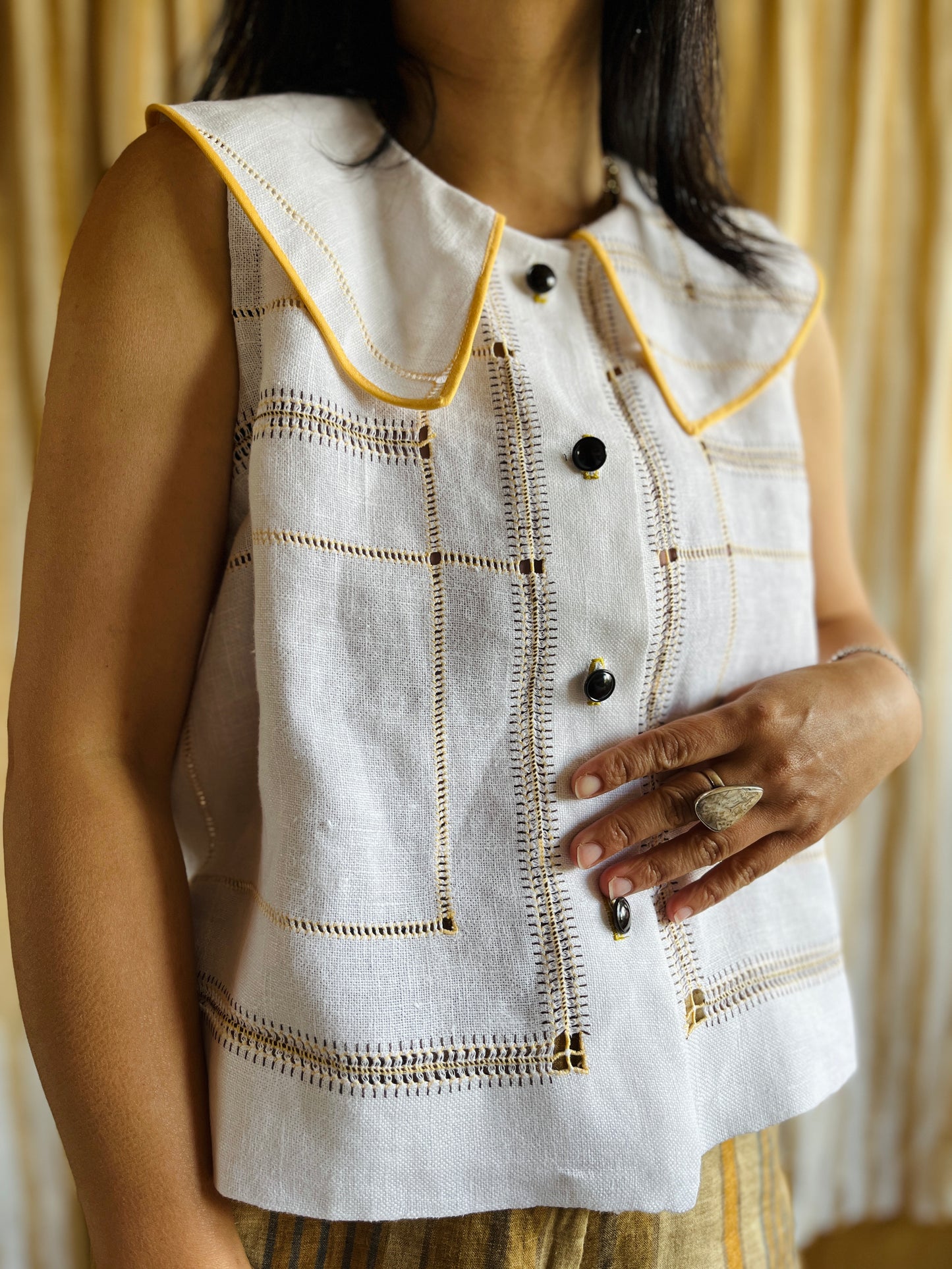 Collar Tank Top - Yellow and black lines