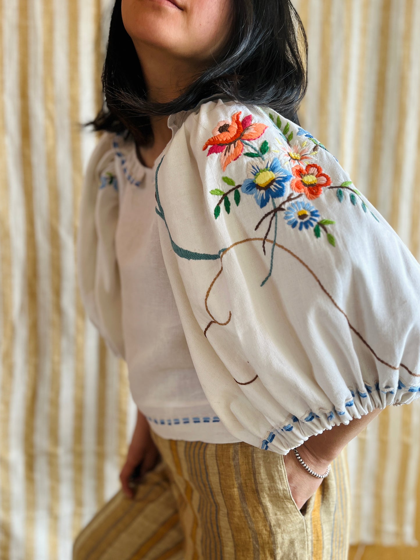 Nordic Floral Air Balloon Sleeves Cropped Top