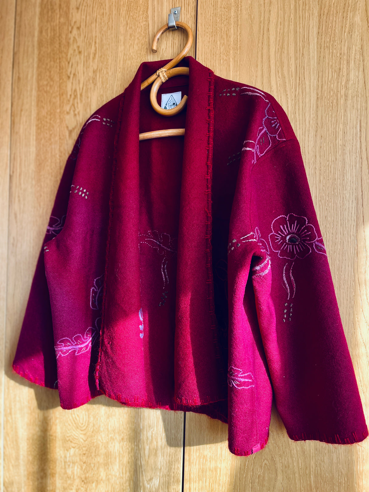 Double Wool Short Kimono with silk and metallic embroidery