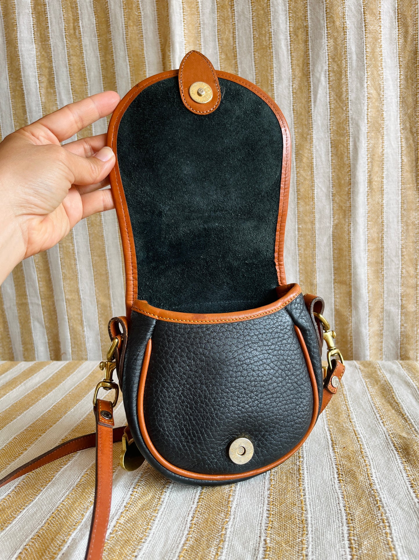 Black and British Tan BIG DUCK Crossbody