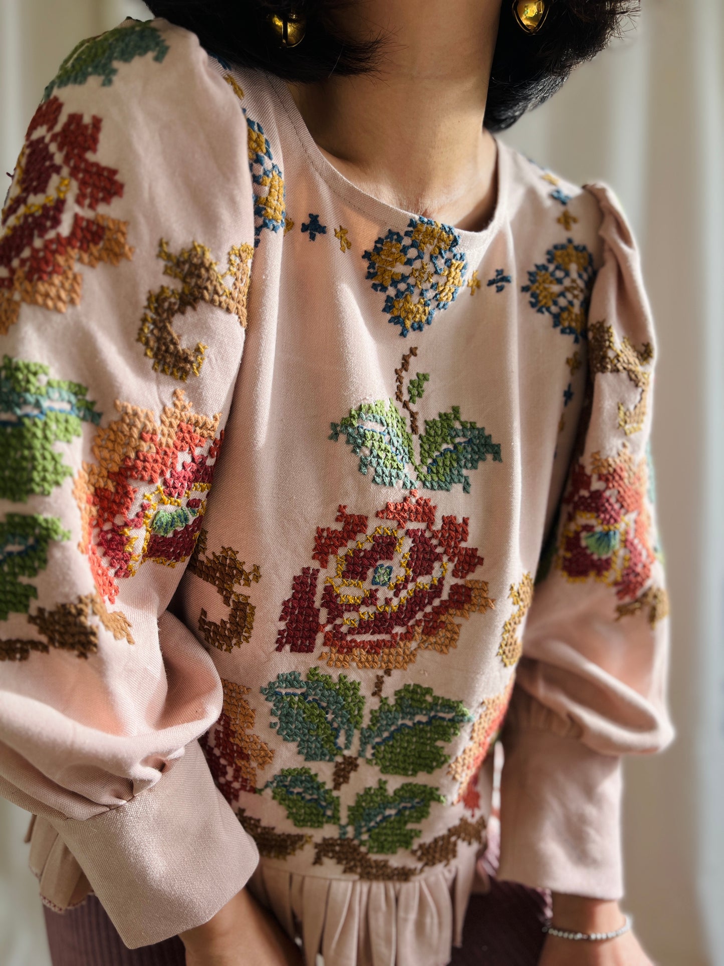 🎴 Astonishing Embroidered Roses Dolly Blouse