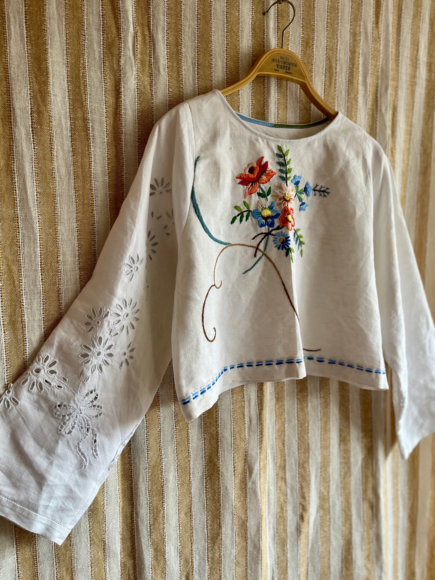 Nordic floral Blouse - Long sleeves